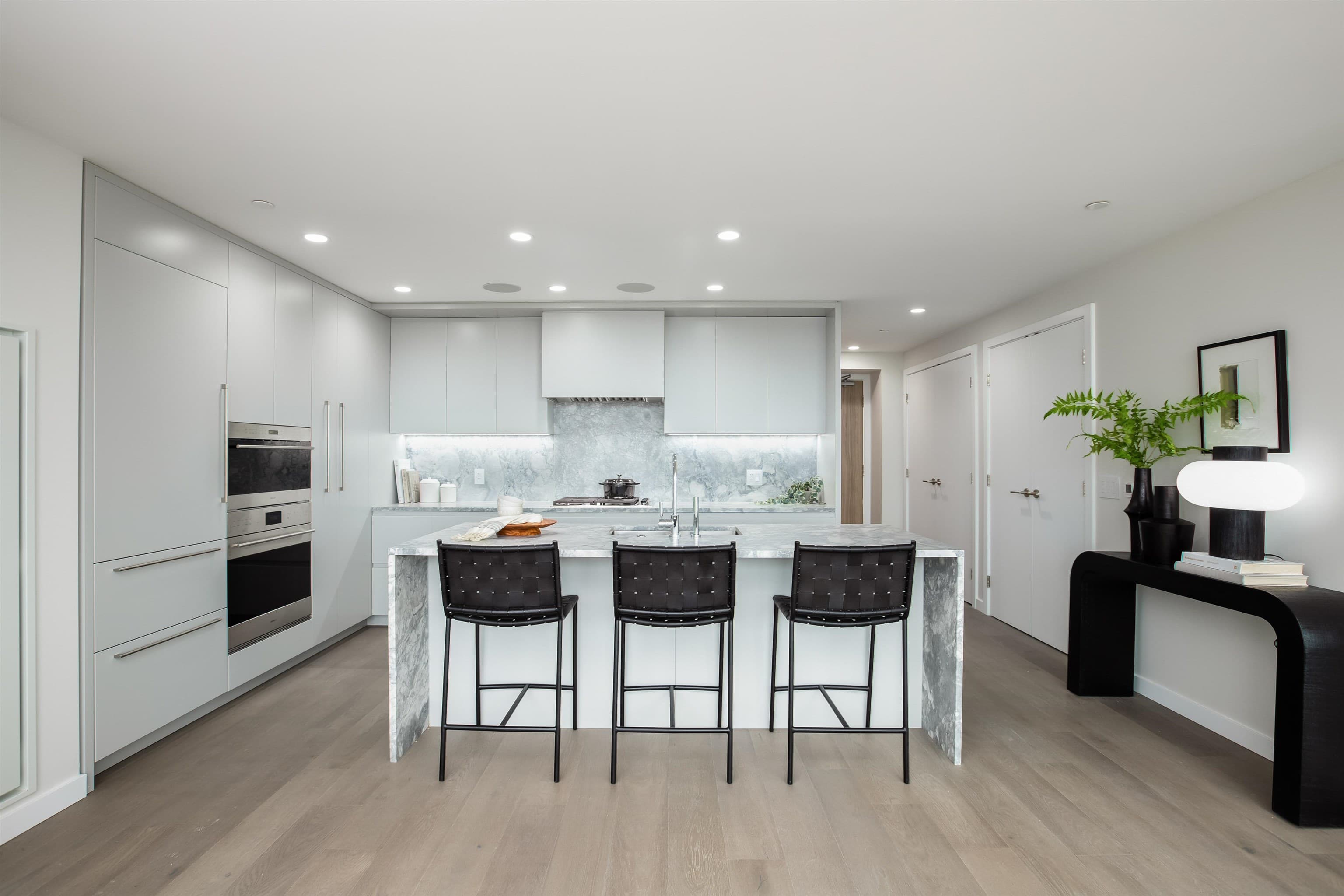 805 - 7418 Paulson Street, Vancouver, V6P 0K2 — photo 2
