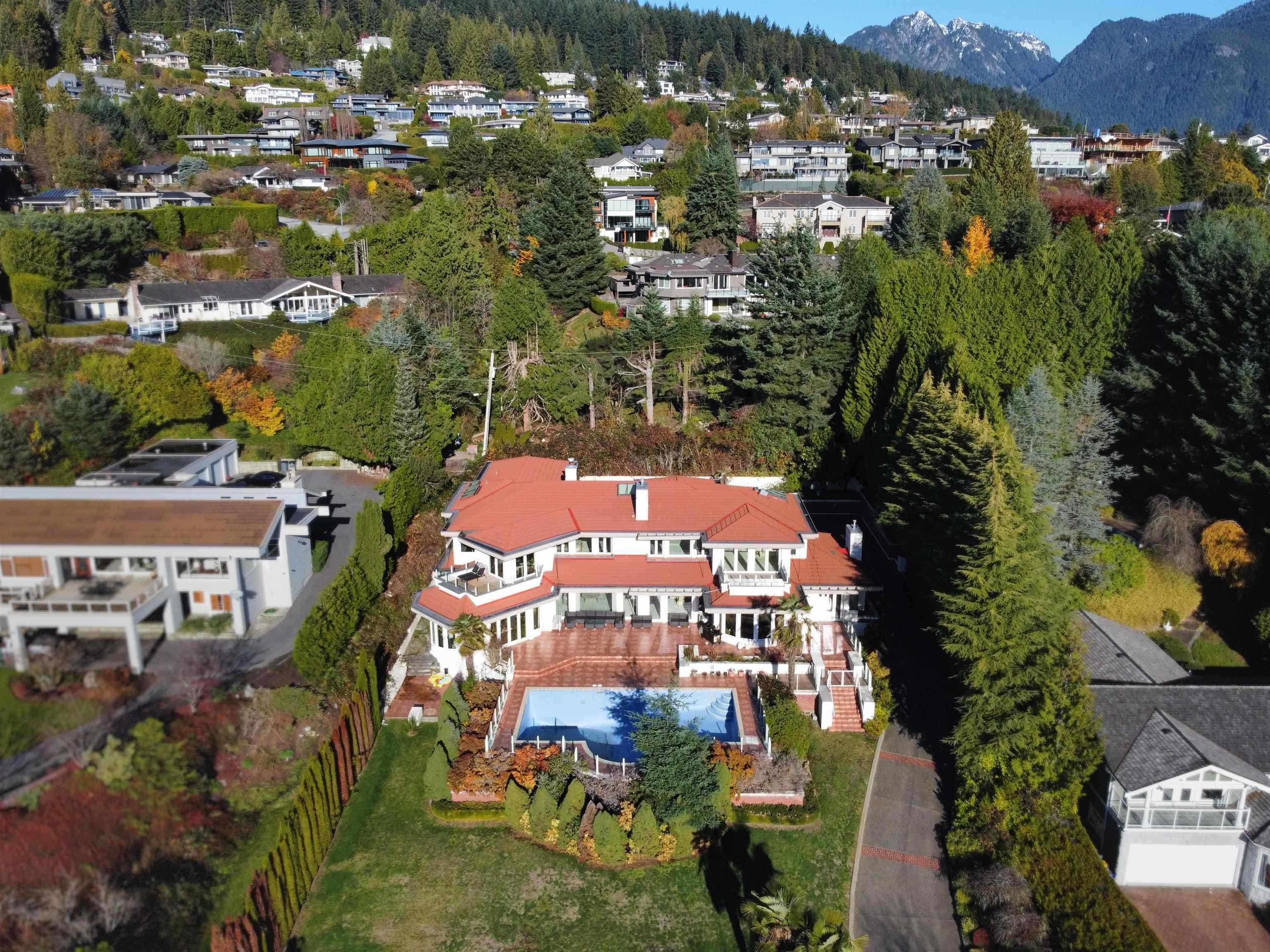 1025 King Georges Way, West Vancouver, V7S 1S6 — photo 2