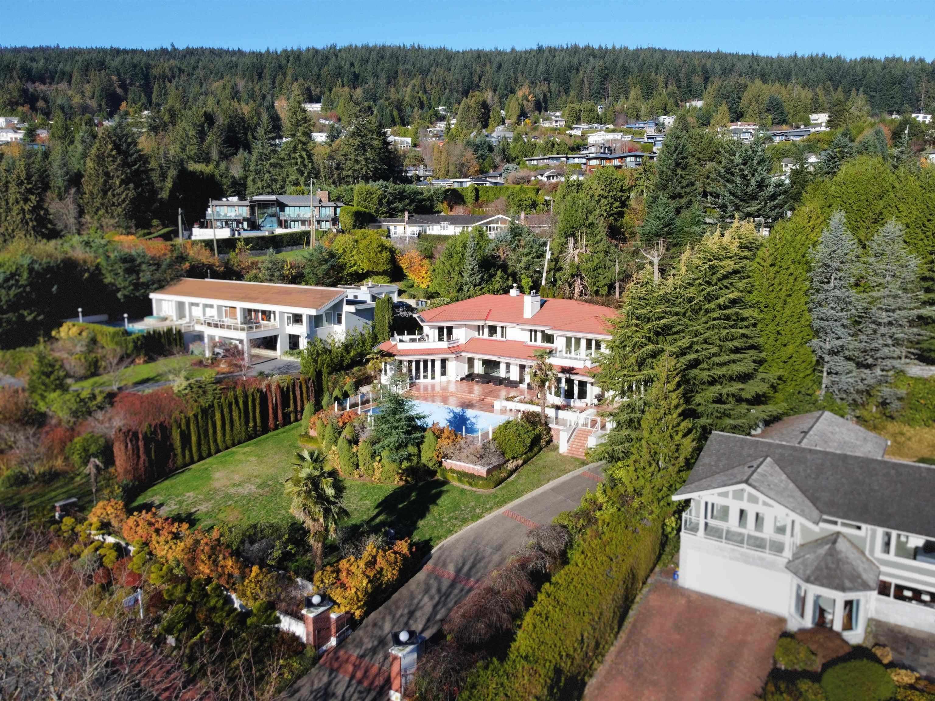 1025 King Georges Way, West Vancouver, V7S 1S6 — photo 3