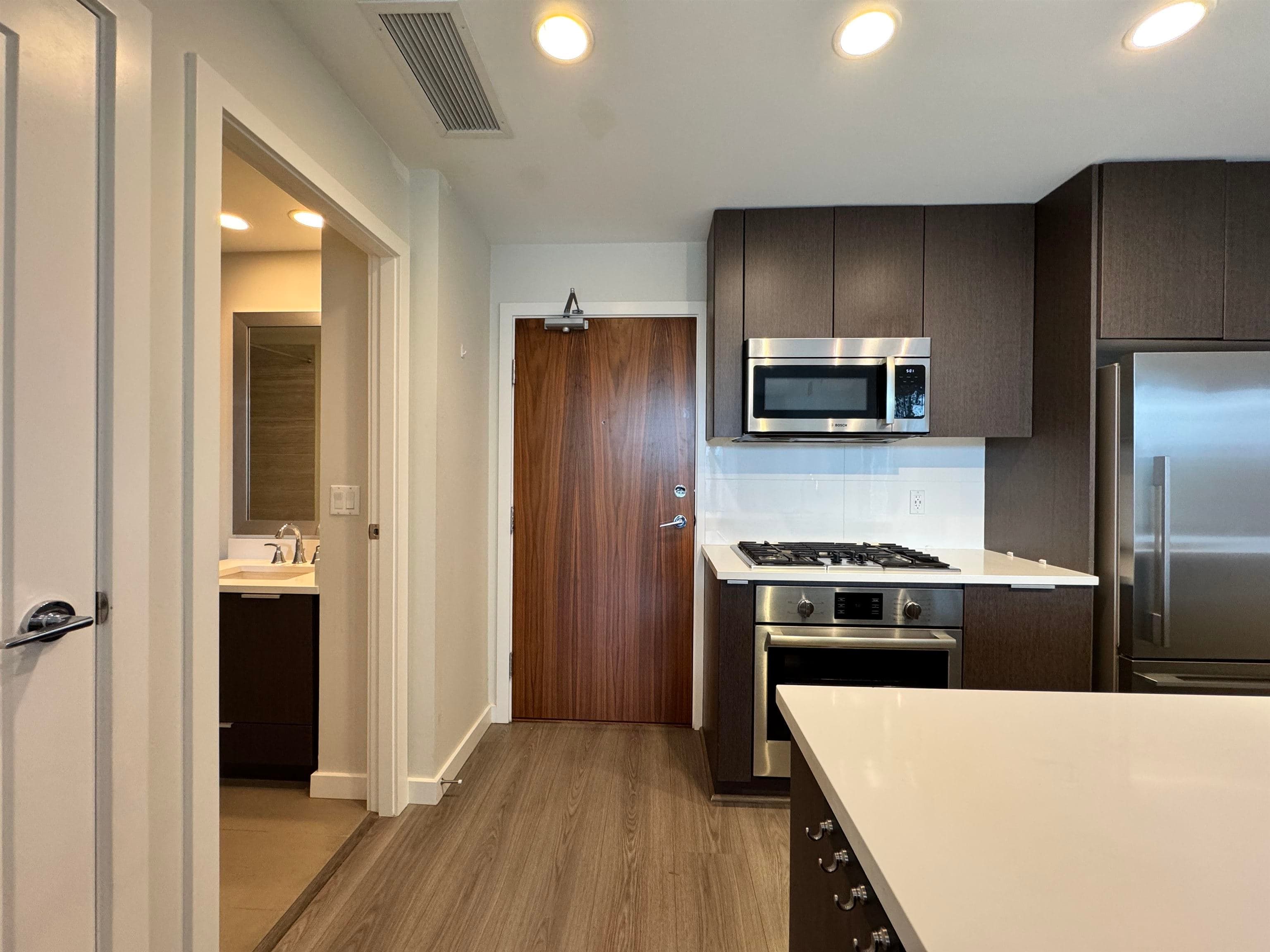 614 - 8688 Hazelbridge Way, Richmond, V6X 0R6 — photo 3