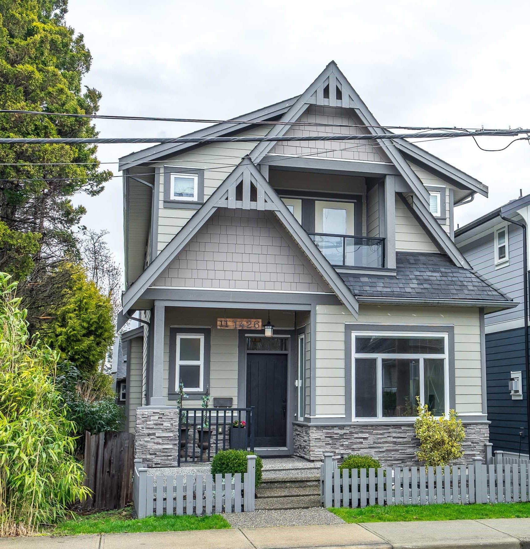 11 - 1426 Finlay Street, White Rock, V4B 4L5 — photo 1