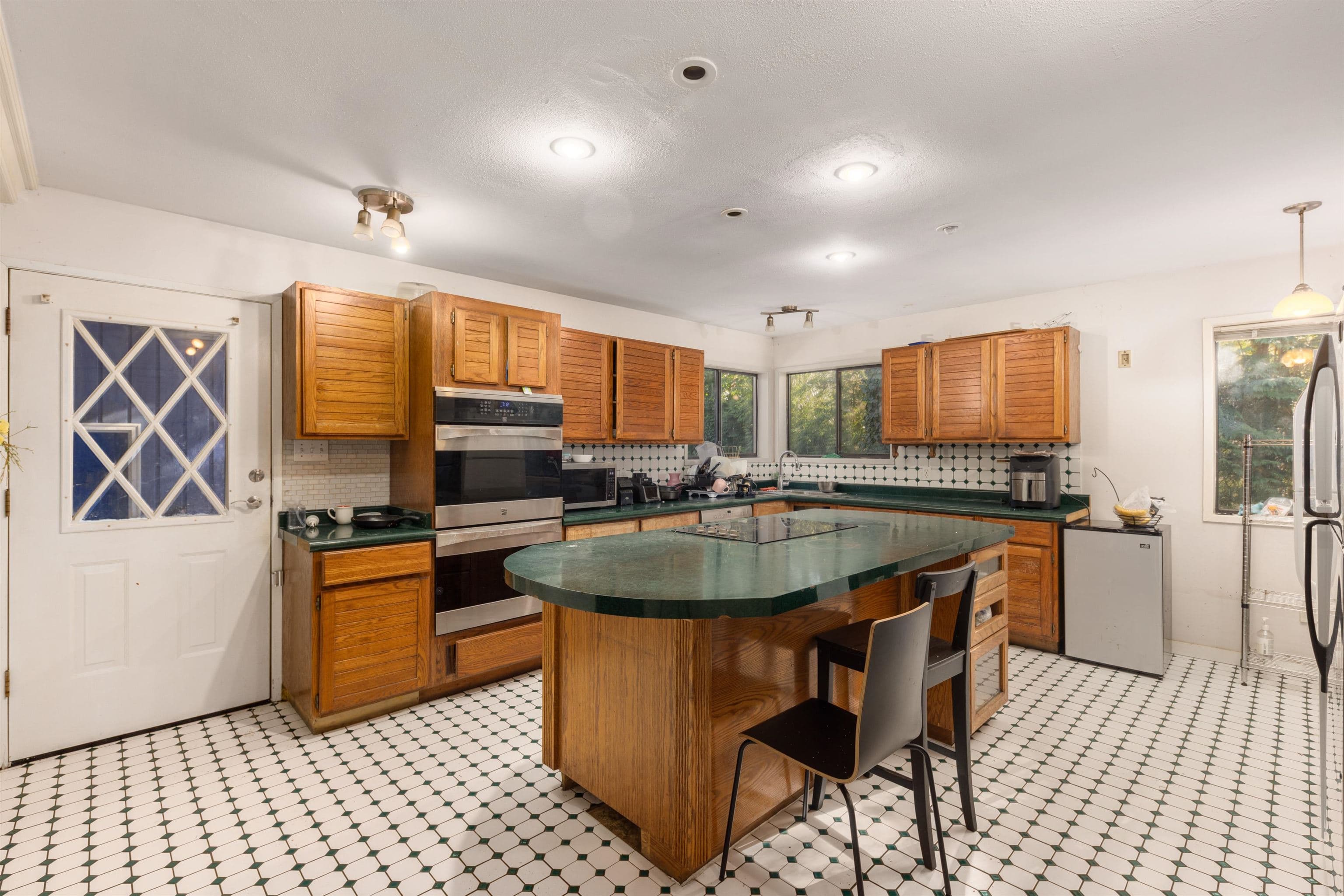 5280 Sperling Avenue, Burnaby, V5E 2T5 — photo 4