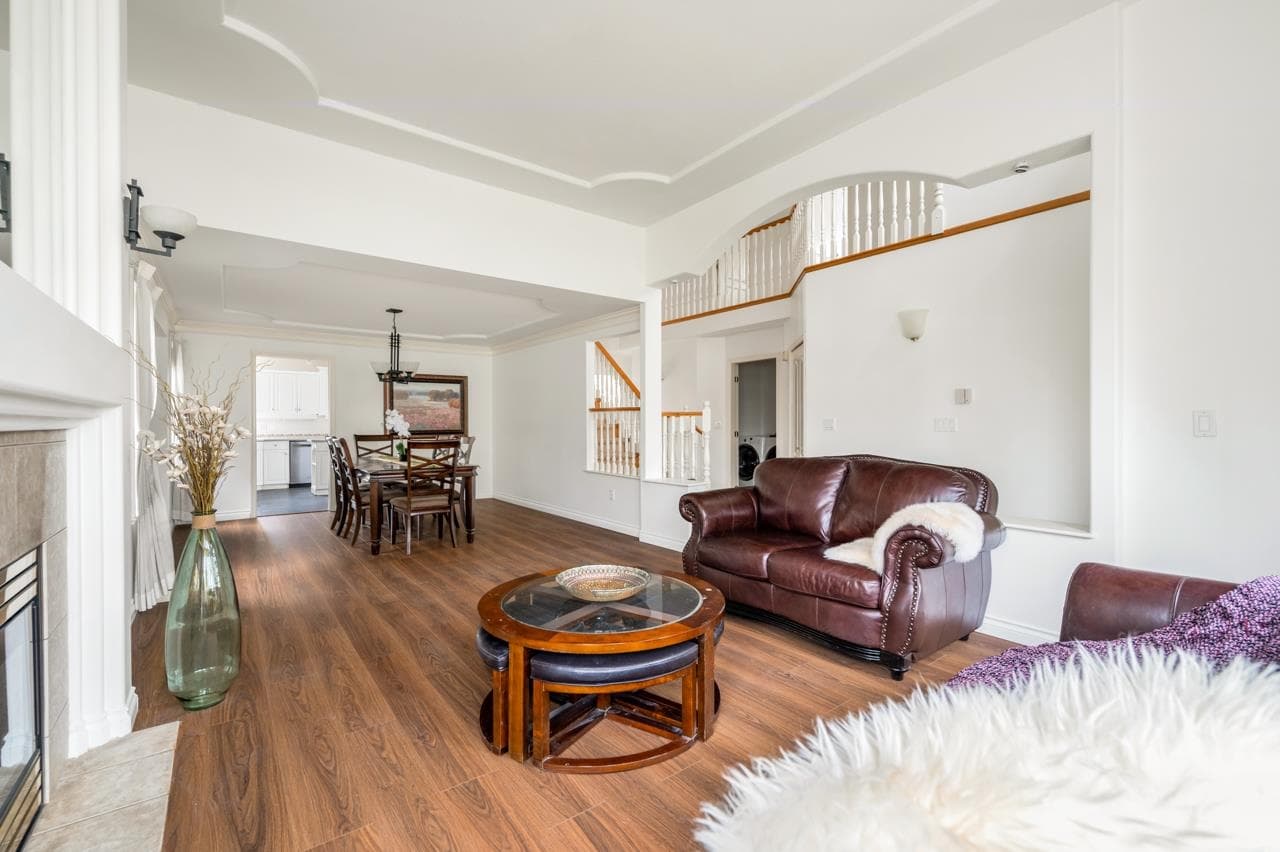 16051 110th Avenue, Surrey