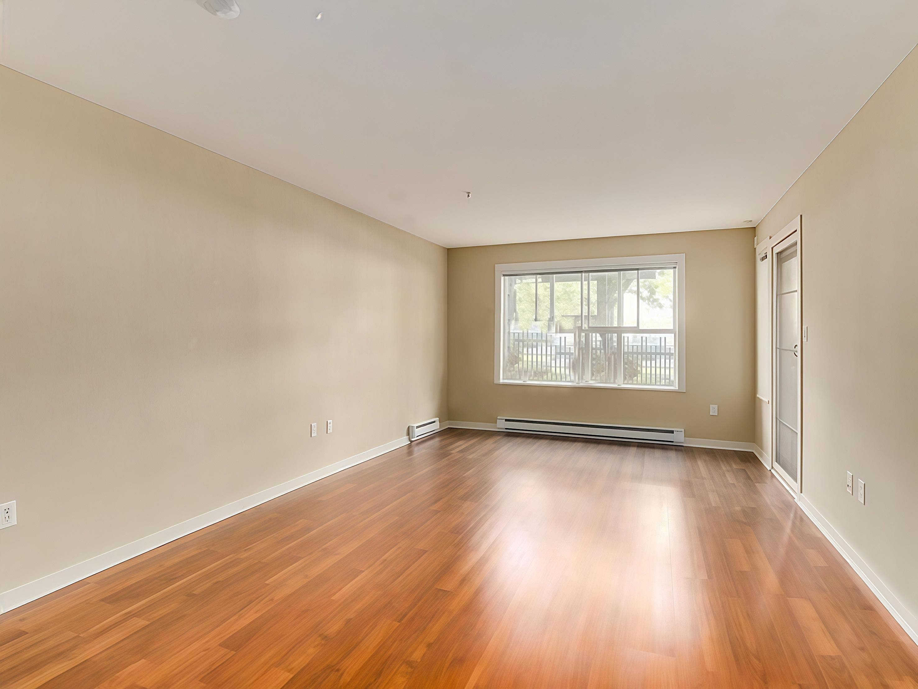 106 - 5665 Irmin Street, Burnaby, V5J 0C4 — photo 3