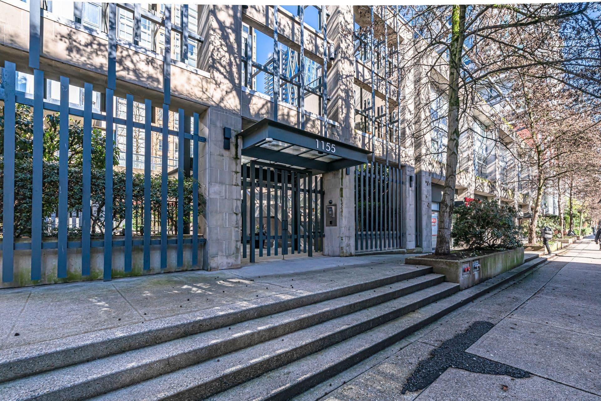 1501 - 1155 Homer Street, Vancouver, V6B 5T5 — photo 3