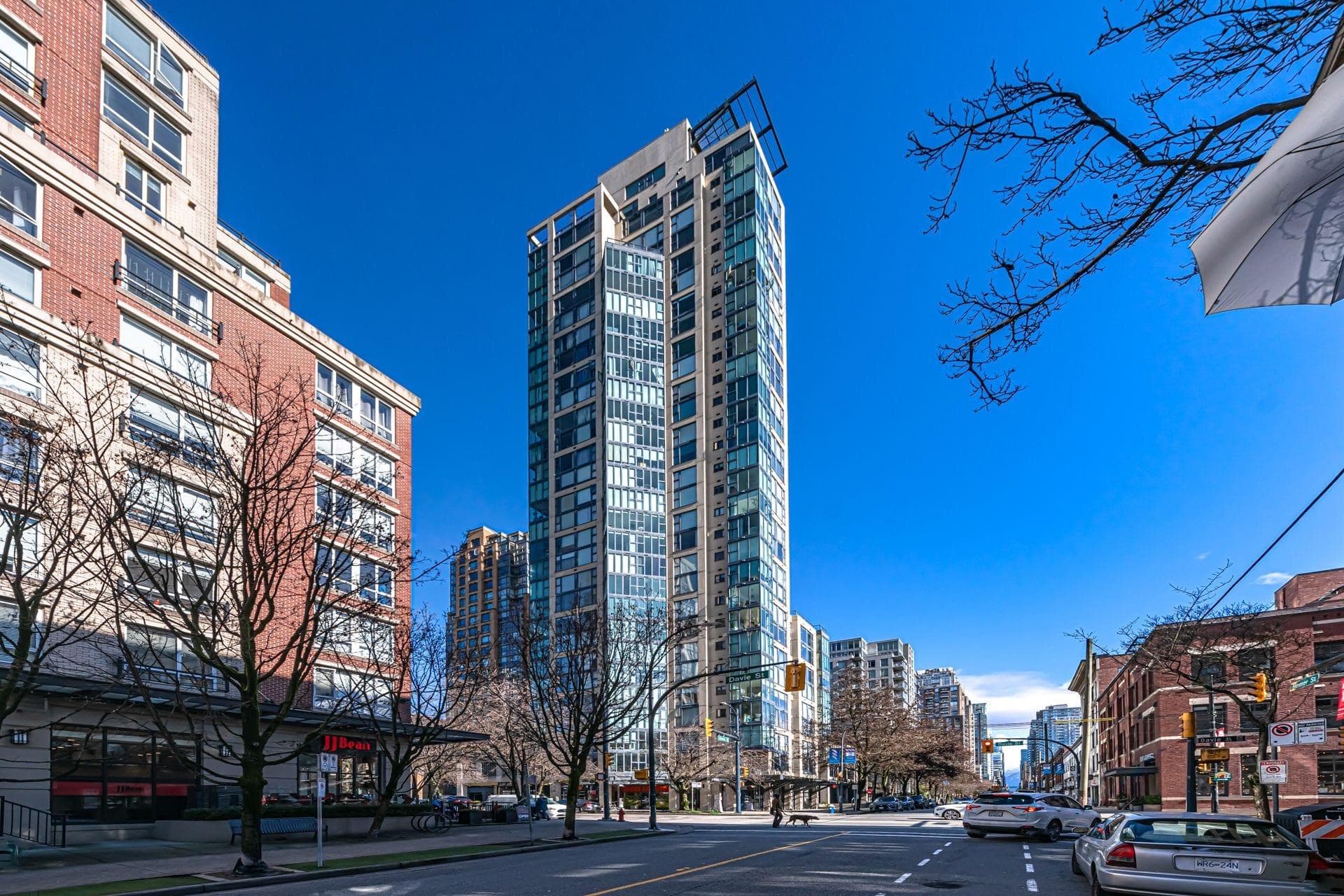 1501 - 1155 Homer Street, Vancouver, V6B 5T5 — photo 1