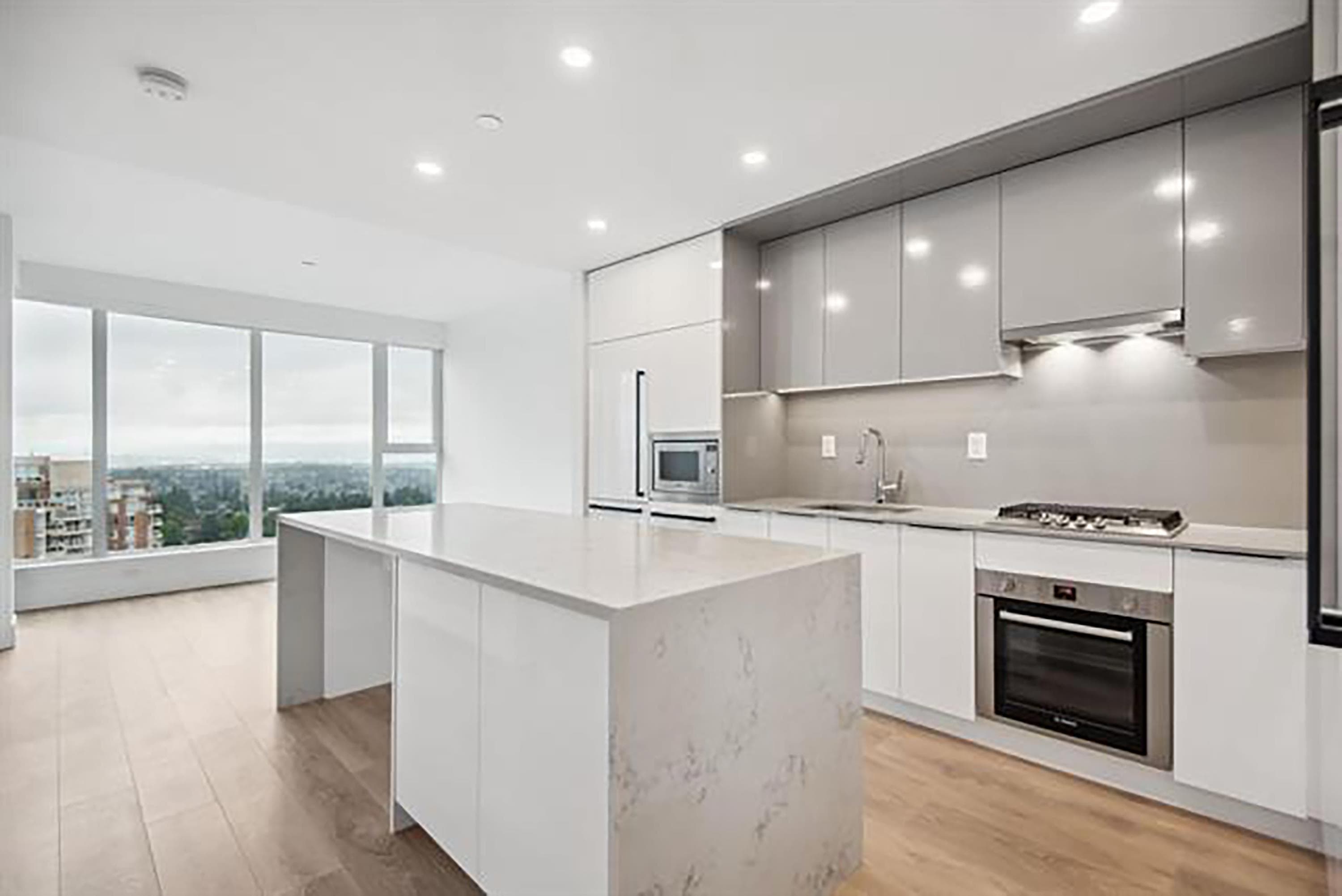 1407 - 4711 Hazel Street, Burnaby, V5H 0J9 — photo 5