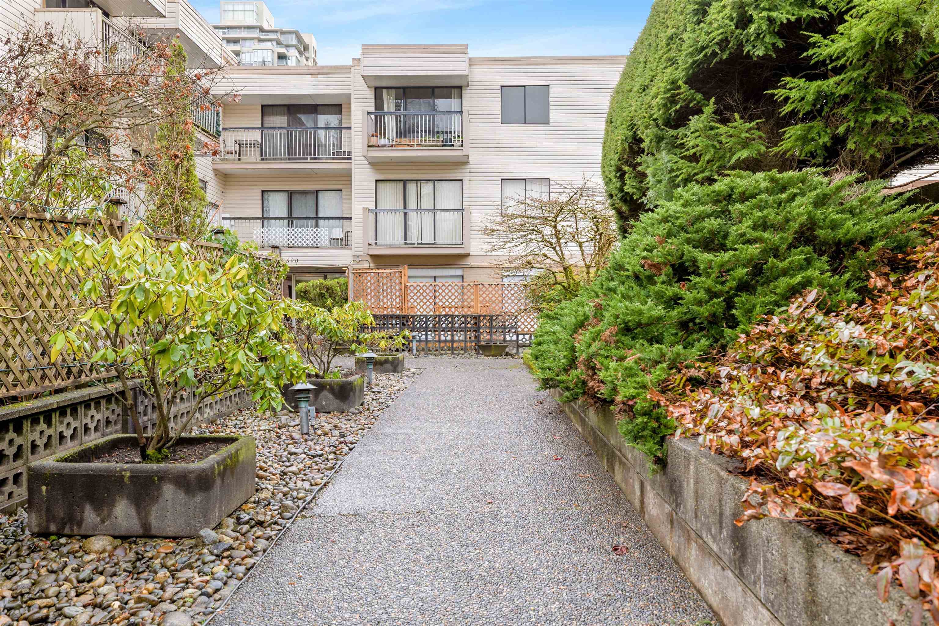 307 - 590 Whiting Way, Coquitlam, V3J 3R9 — photo 1