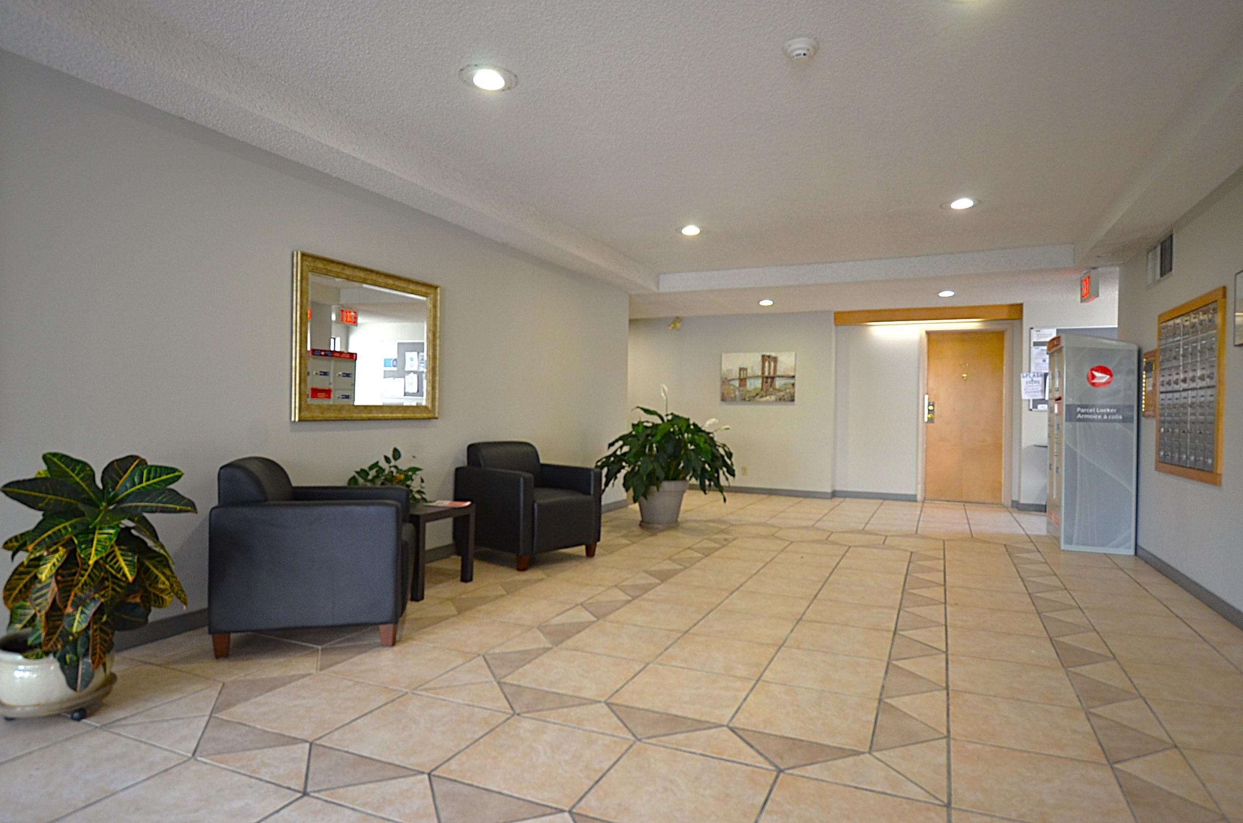 105 - 15313 19 Avenue, Surrey, V4A 1X6 — photo 4