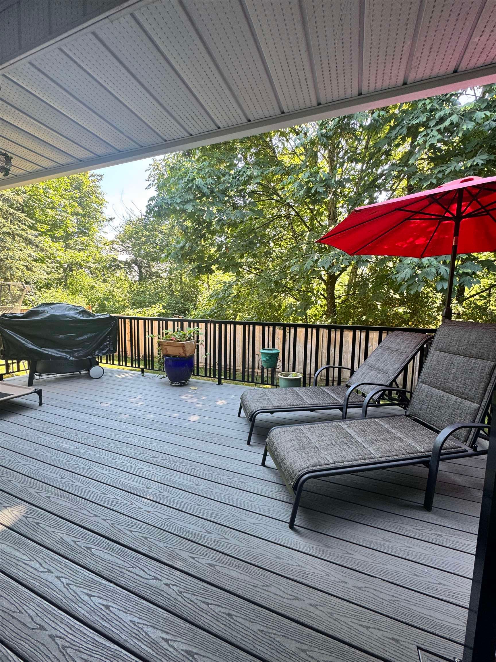 18274 58a Avenue, Surrey, V3S 7E9 — photo 5