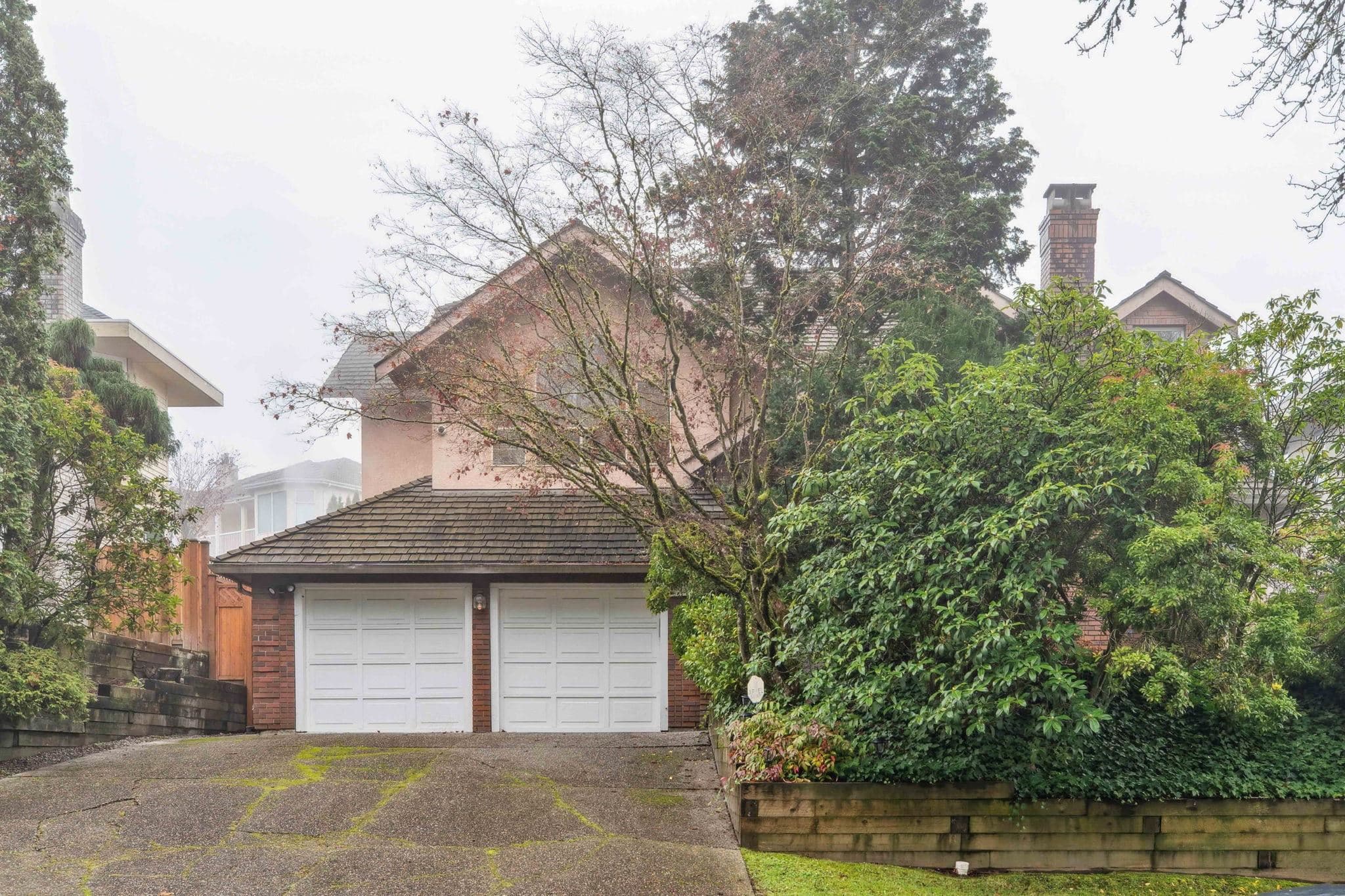 8250 Lakefield Drive, Burnaby, V5E 4G7 — photo 2