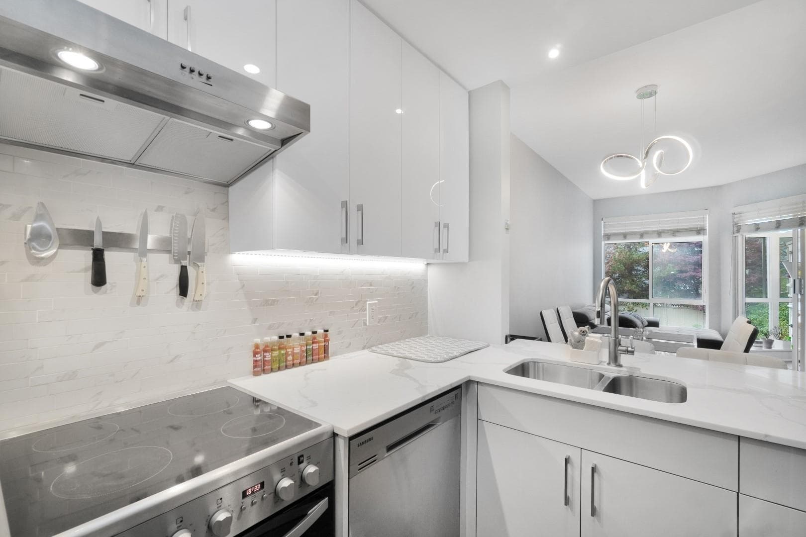 306 - 630 Roche Point Drive, North Vancouver, V7H 3A1 — photo 1