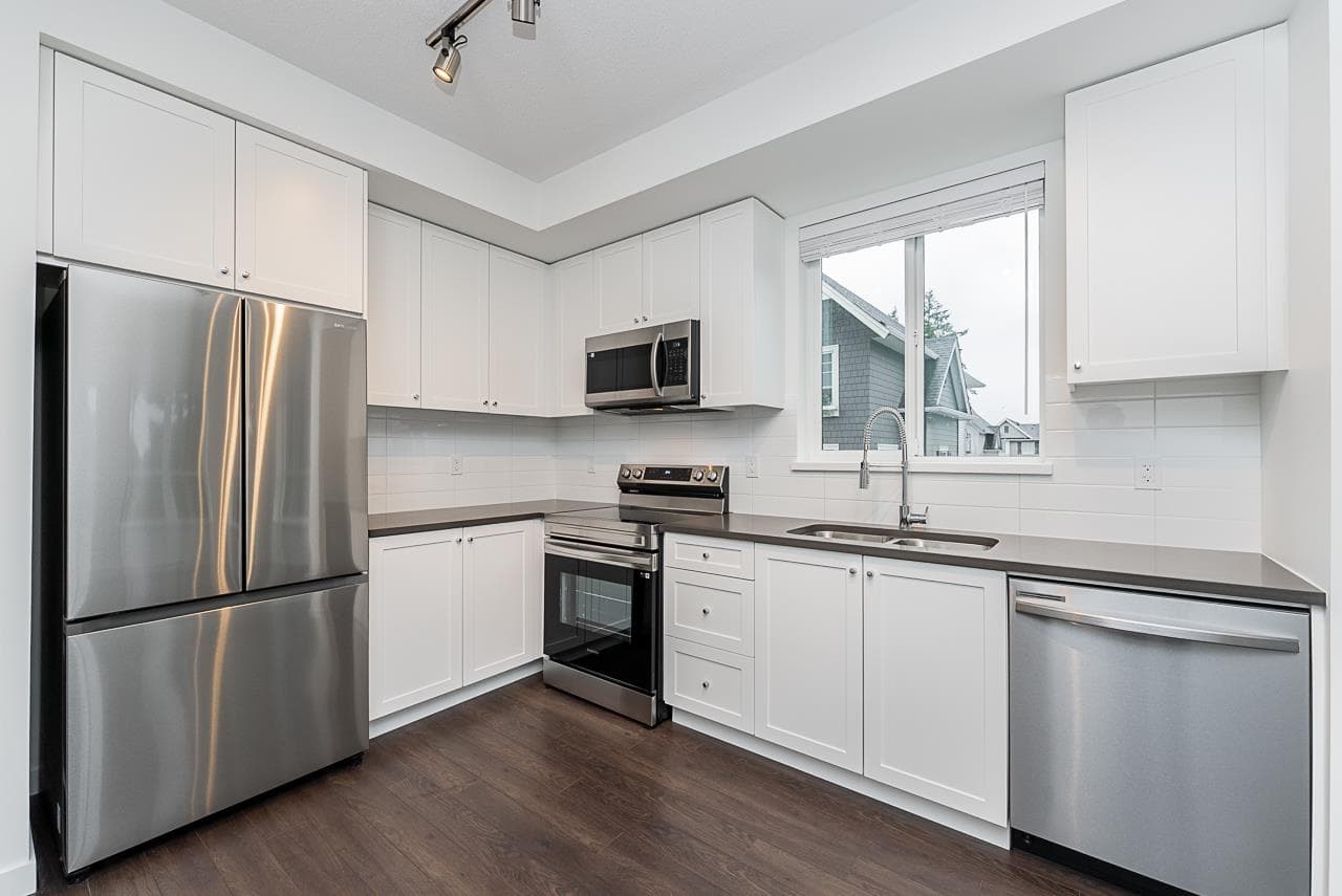 506 - 15738 85 Avenue, Surrey, V4N 6Y1 — photo 5