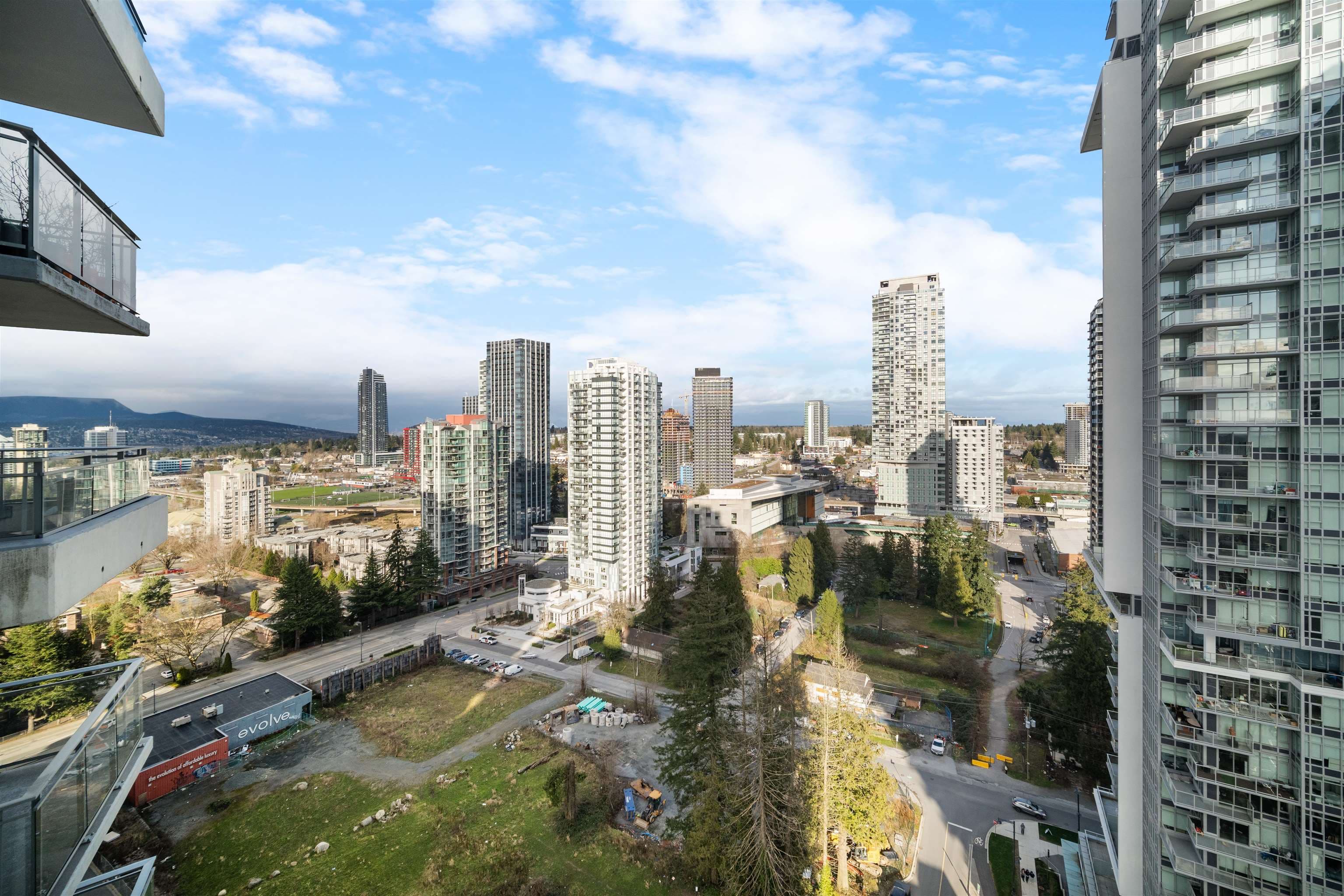 2011 - 13308 Central Avenue, Surrey, V3T 0M4 — photo 4
