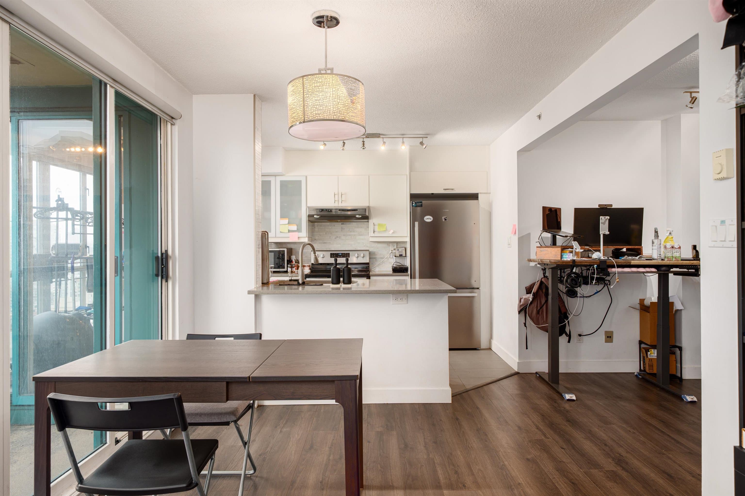 2204 - 939 Homer Street, Vancouver, V6B 2W6 — photo 5