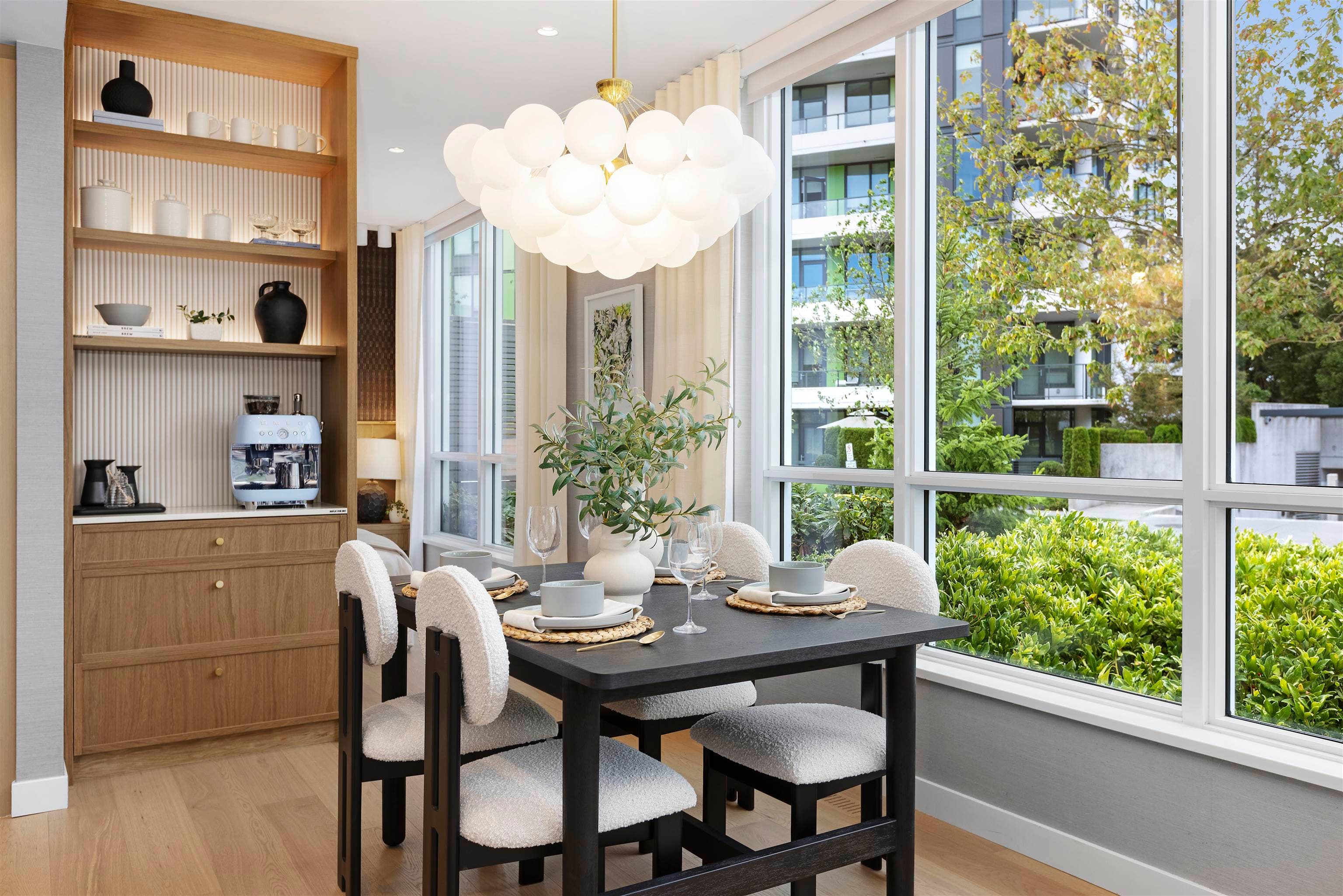 4 - 6036 Gray Avenue, Vancouver, V0V 0V0 — photo 2