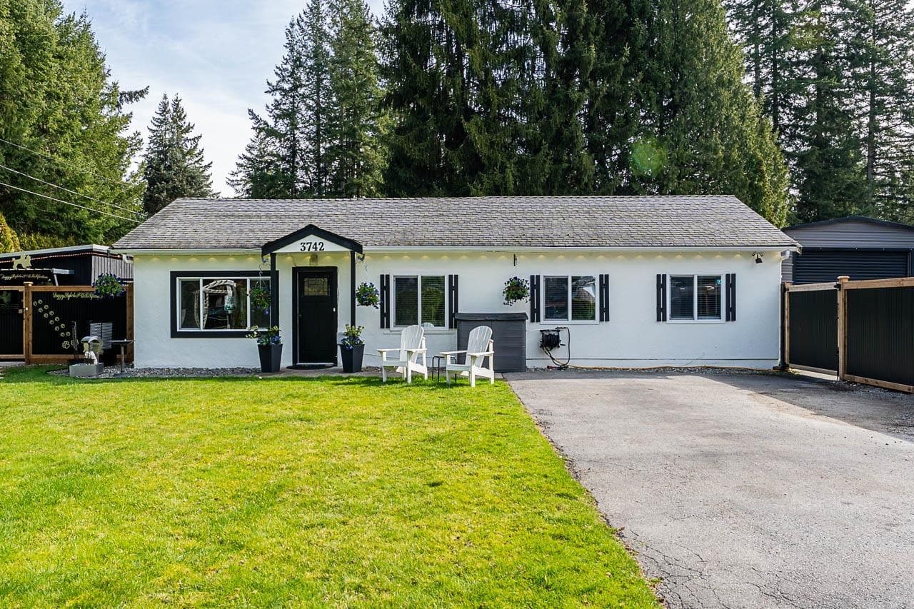 3742 204 Street, Langley