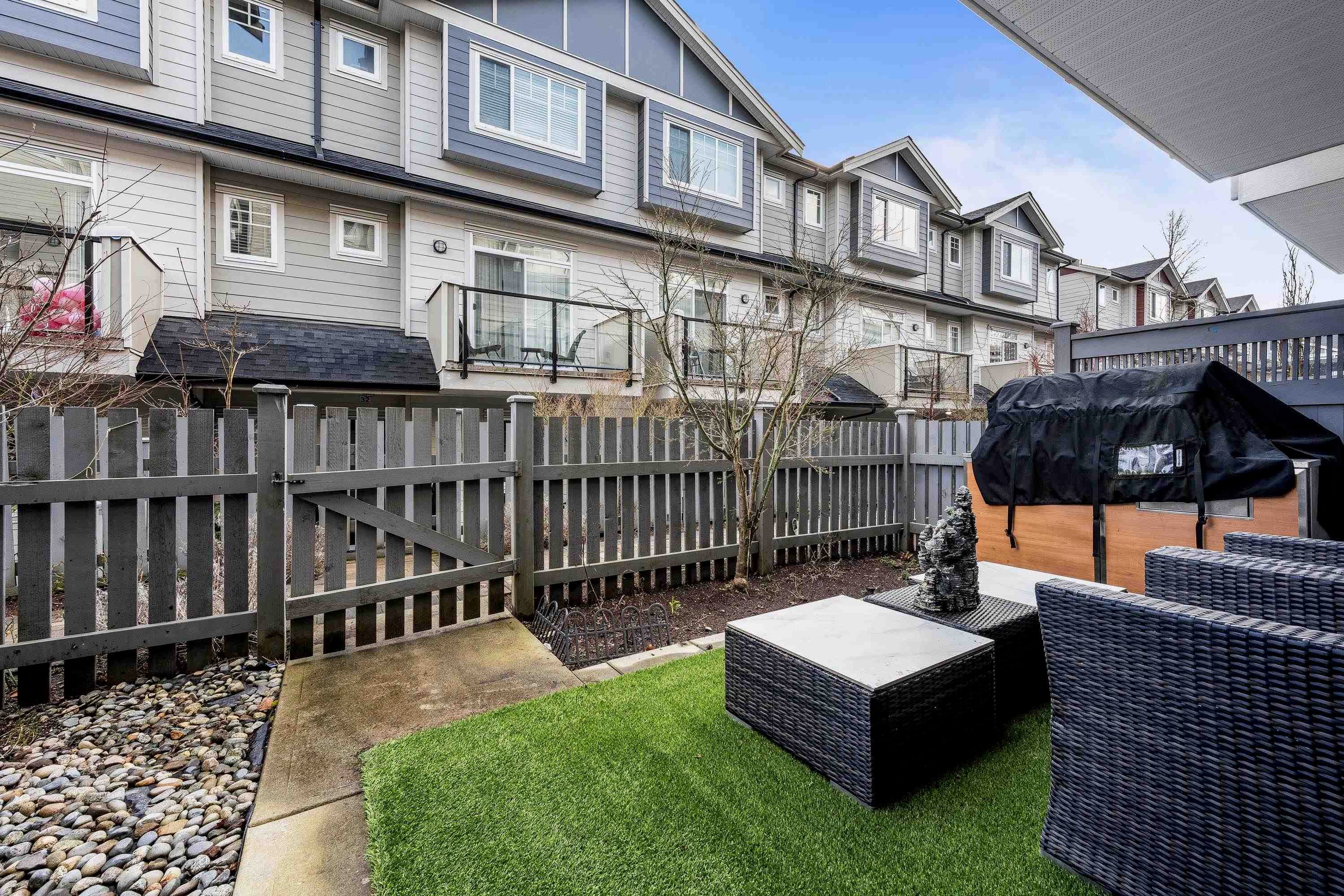 49 - 13898 64 Avenue, Surrey, V3W 1L6 — photo 4
