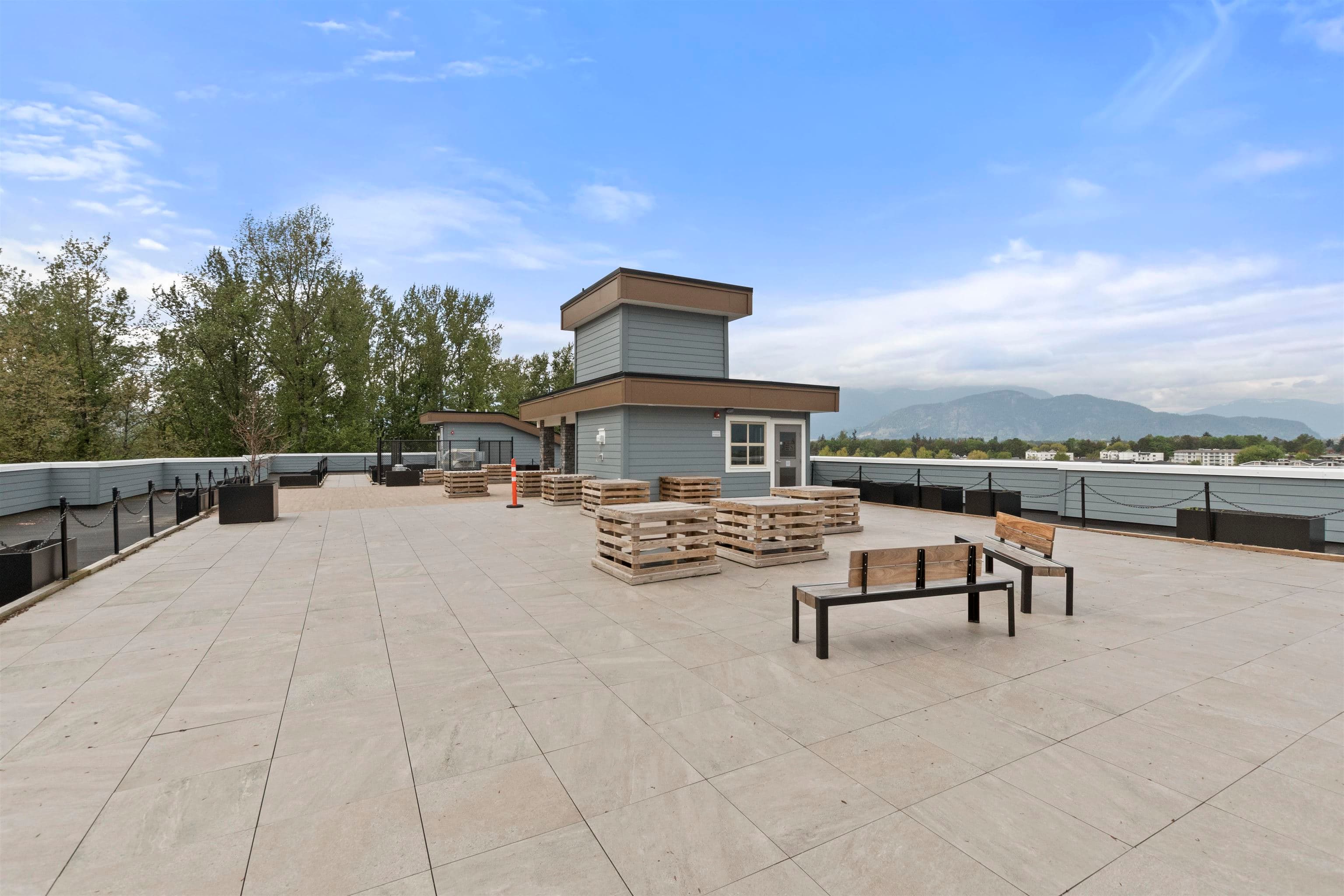 501 - 45562 Airport Road, Chilliwack, V2P 0J8 — photo 3