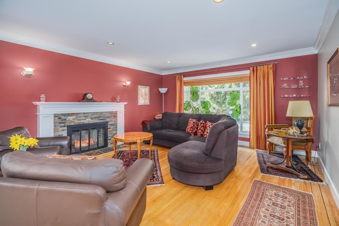 2050 Sperling Avenue, Burnaby, V5B 4K5 — photo 4