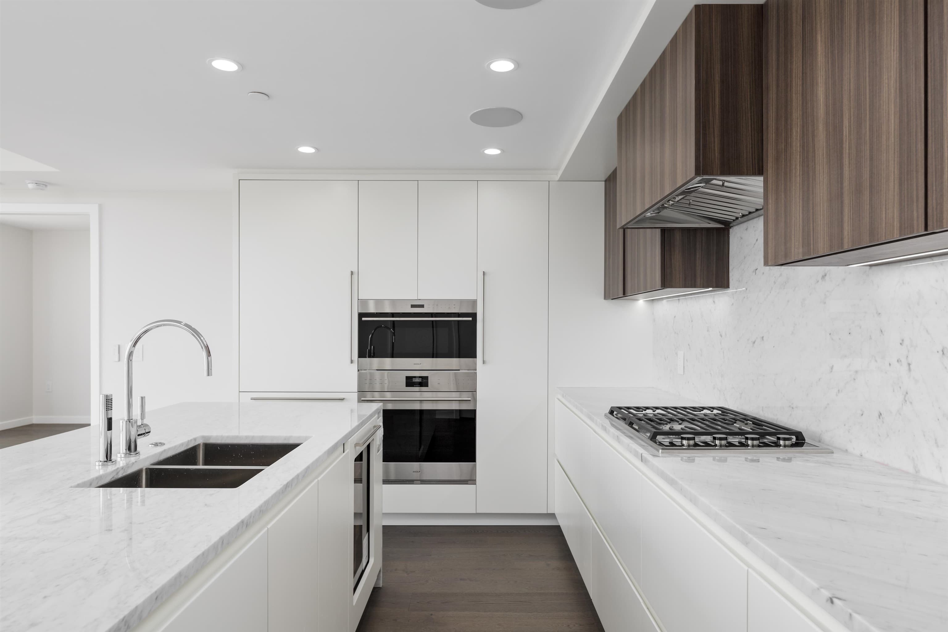 1706 - 7418 Paulson Street, Vancouver, V6P 0K2 — photo 2