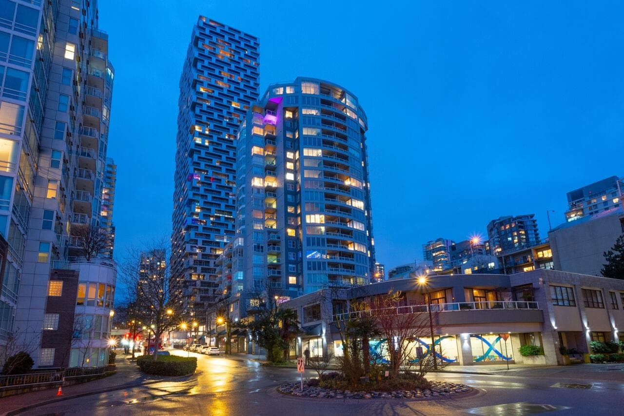 805 - 1500 Howe Street, Vancouver, V6Z 2N1 — photo 2