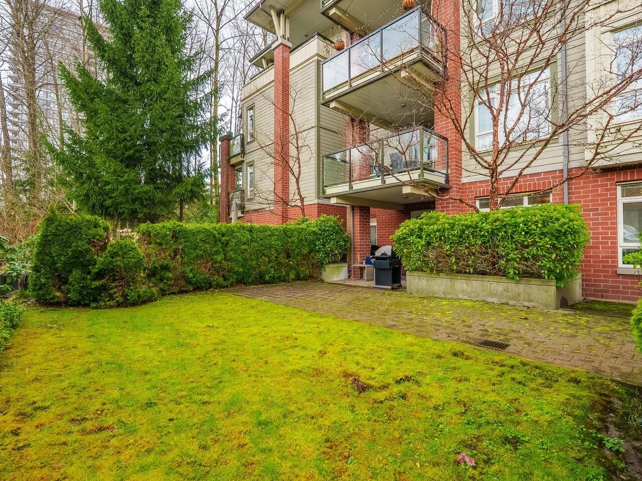 105 - 100 Capilano Road, Port Moody, V3H 5M9 — photo 3