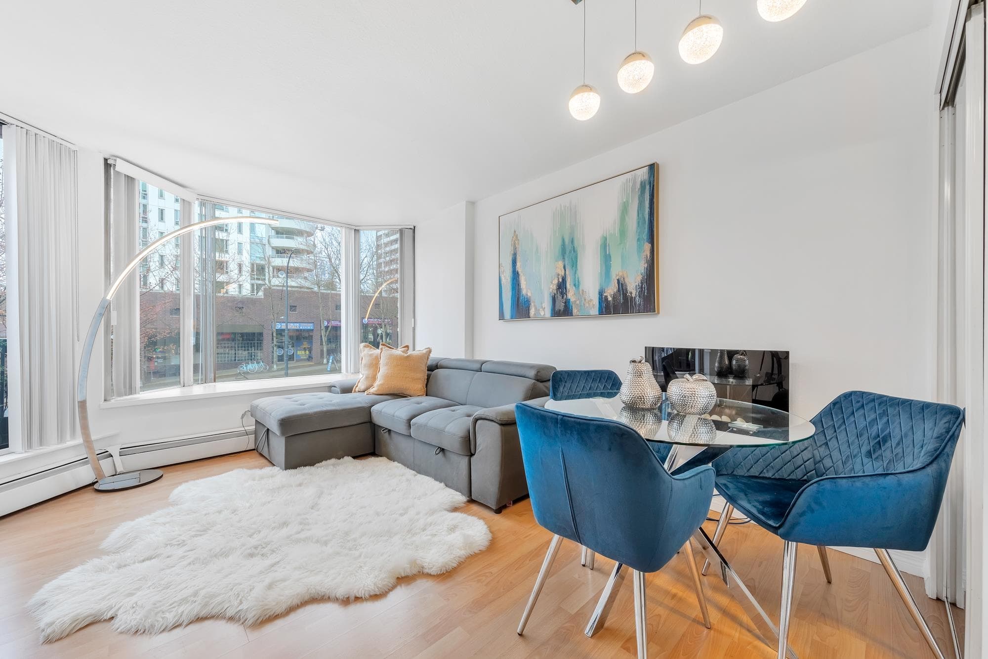 209 - 1330 Burrard Street, Vancouver, V6Z 2B8 — photo 1