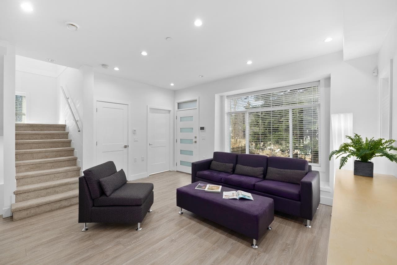 3133 Glen Drive, Vancouver, V5T 4C3 — photo 5