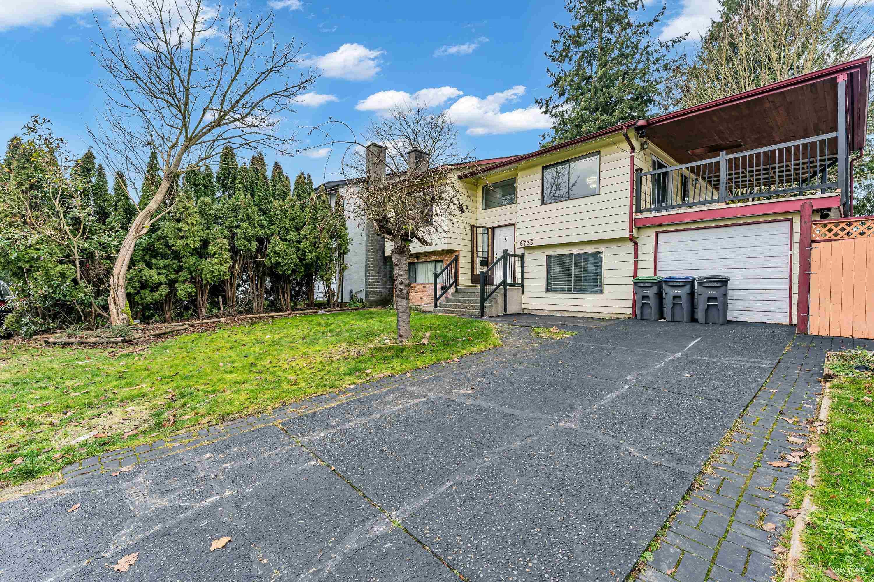 6735 133 Street, Surrey, V3W 7J5 — photo 1