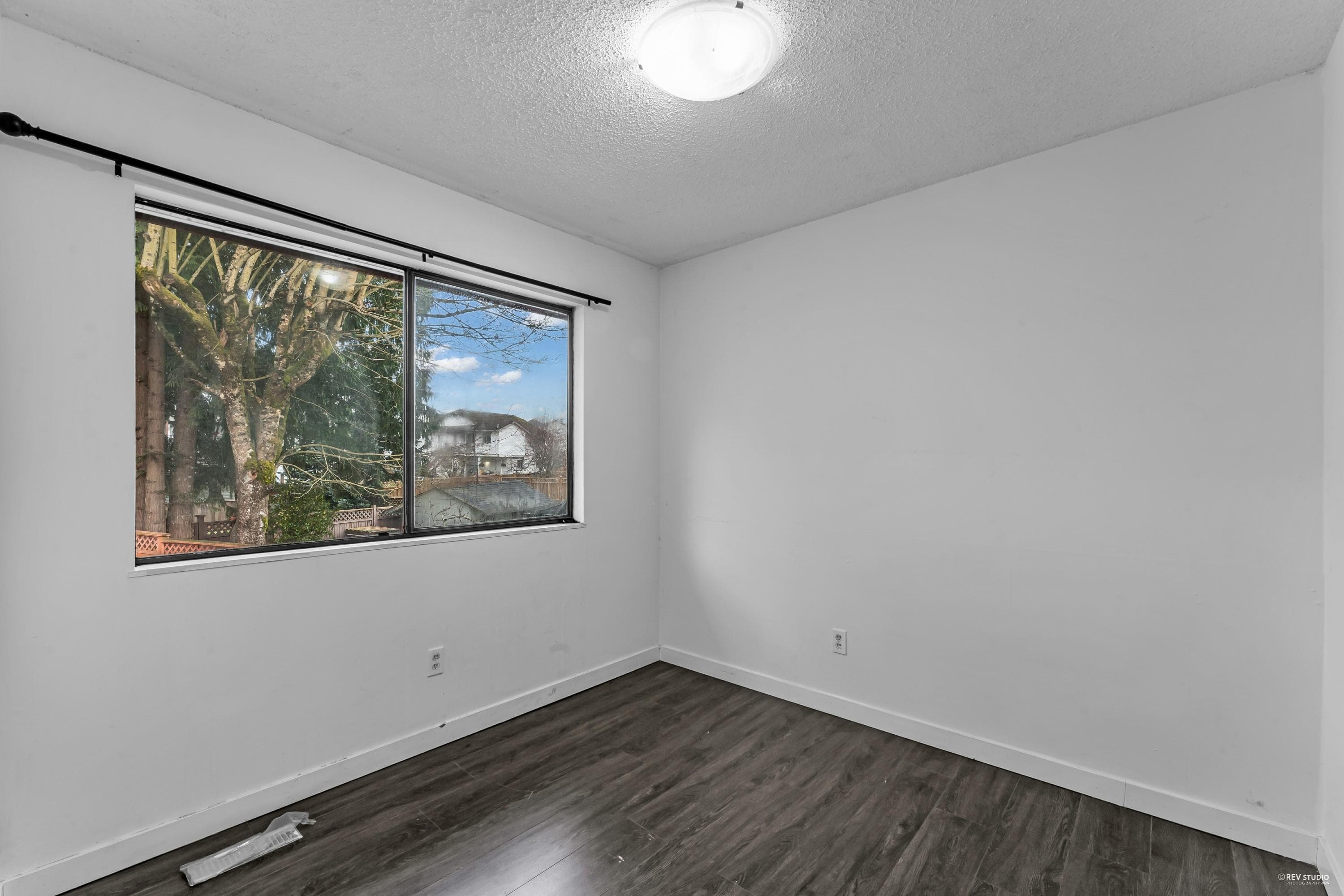 6735 133 Street, Surrey, V3W 7J5 — photo 5
