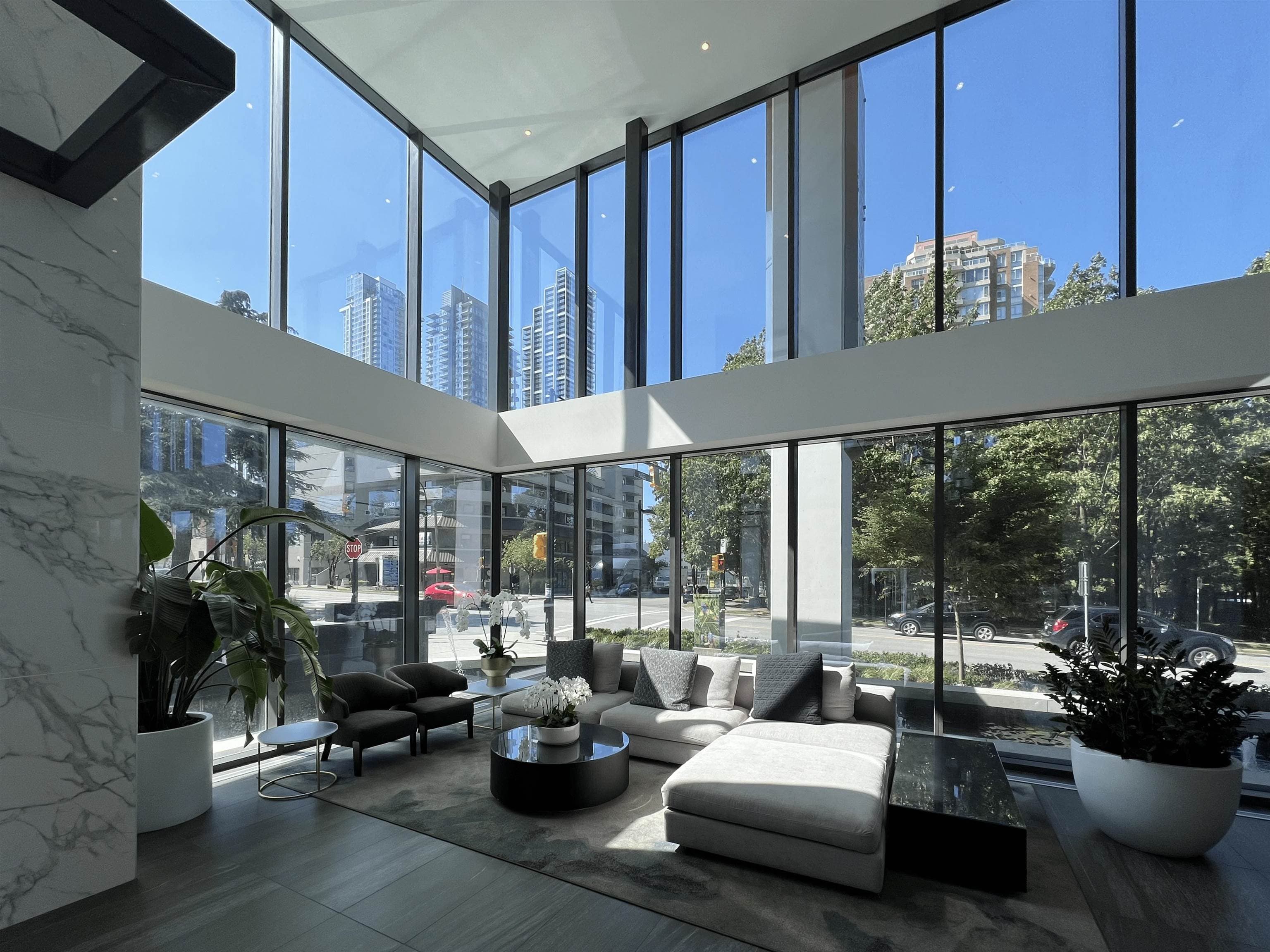 2403 - 4711 Hazel Street, Burnaby, V5H 0J9 — photo 4