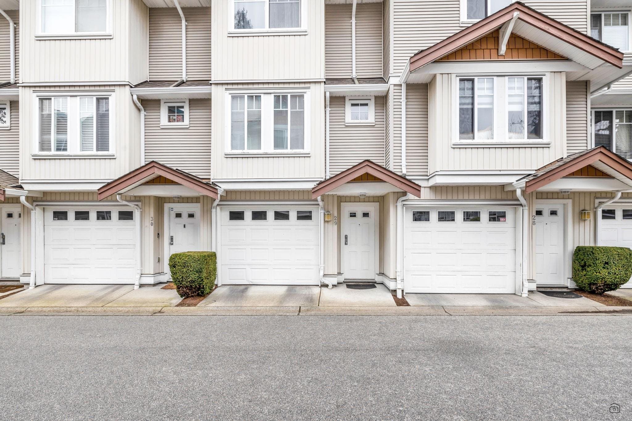 29 - 12711 64 Avenue, Surrey, V3W 1X1 — photo 4