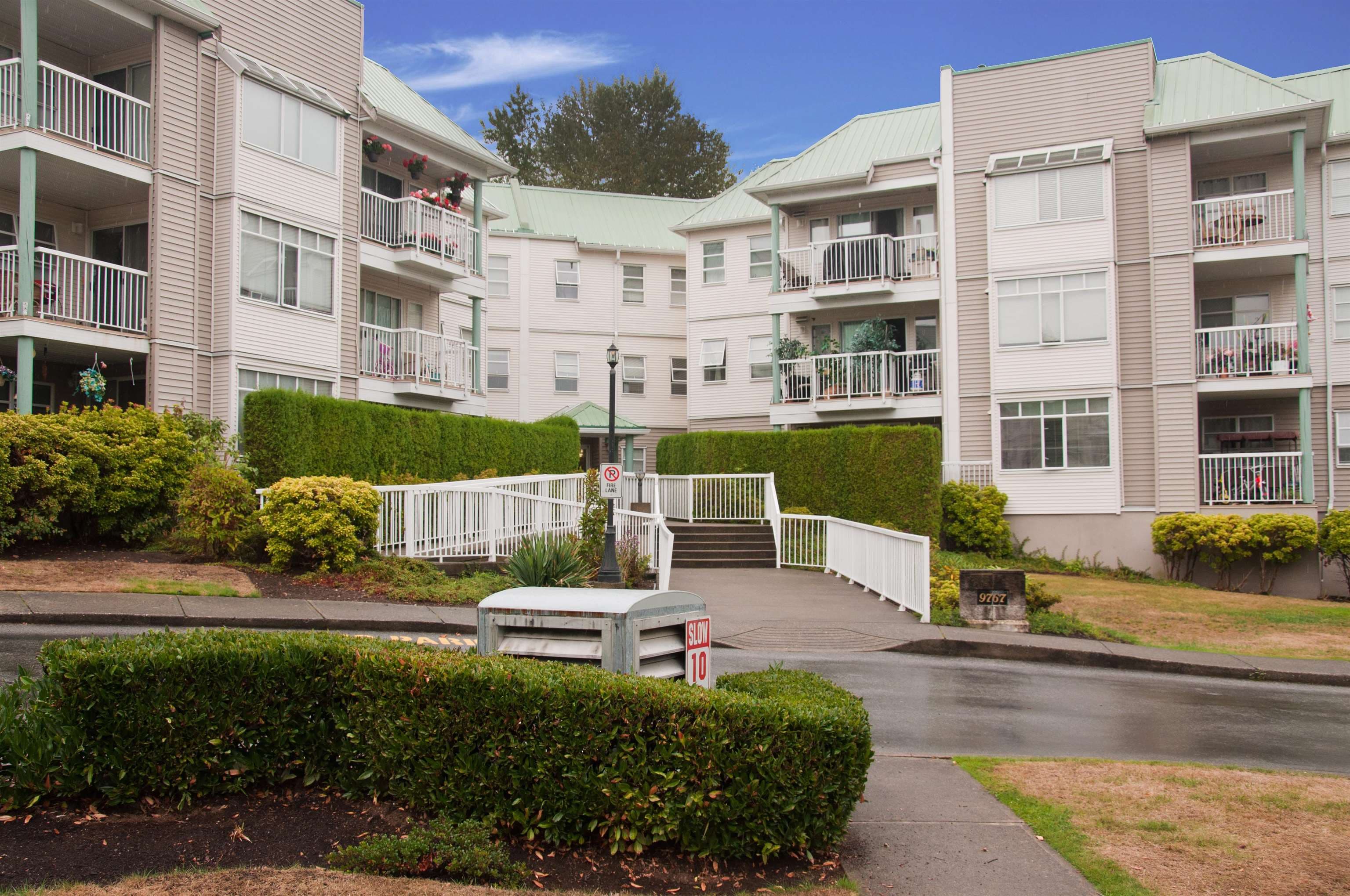 207 - 9767 140 Street, Surrey, V3T 4M4 — photo 3