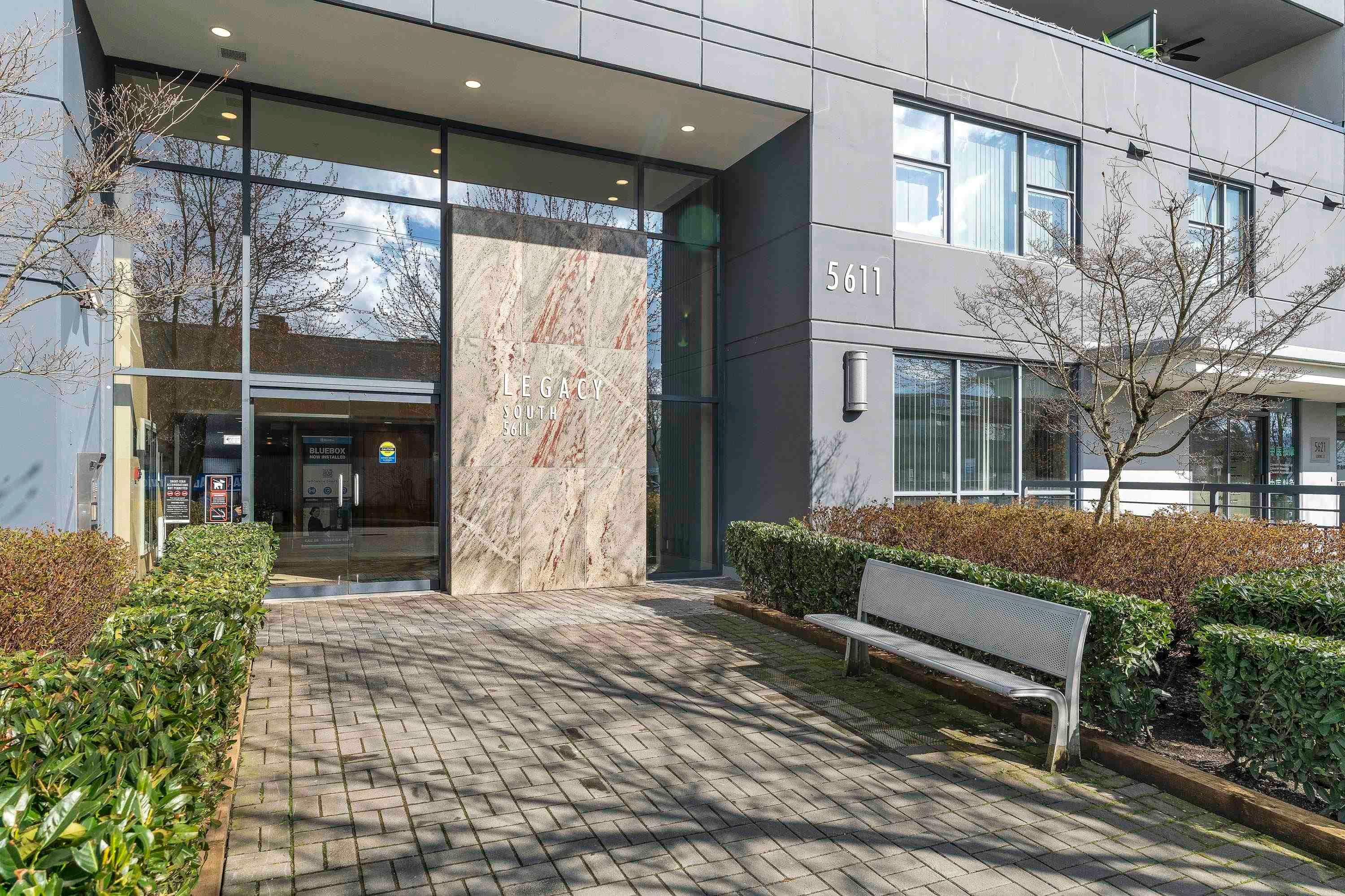 1106 - 5611 Goring Street, Burnaby, V5B 0A3 — photo 3