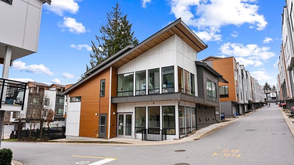 71 - 16433 19 Avenue, Surrey, V3Z 0Z1 — photo 2