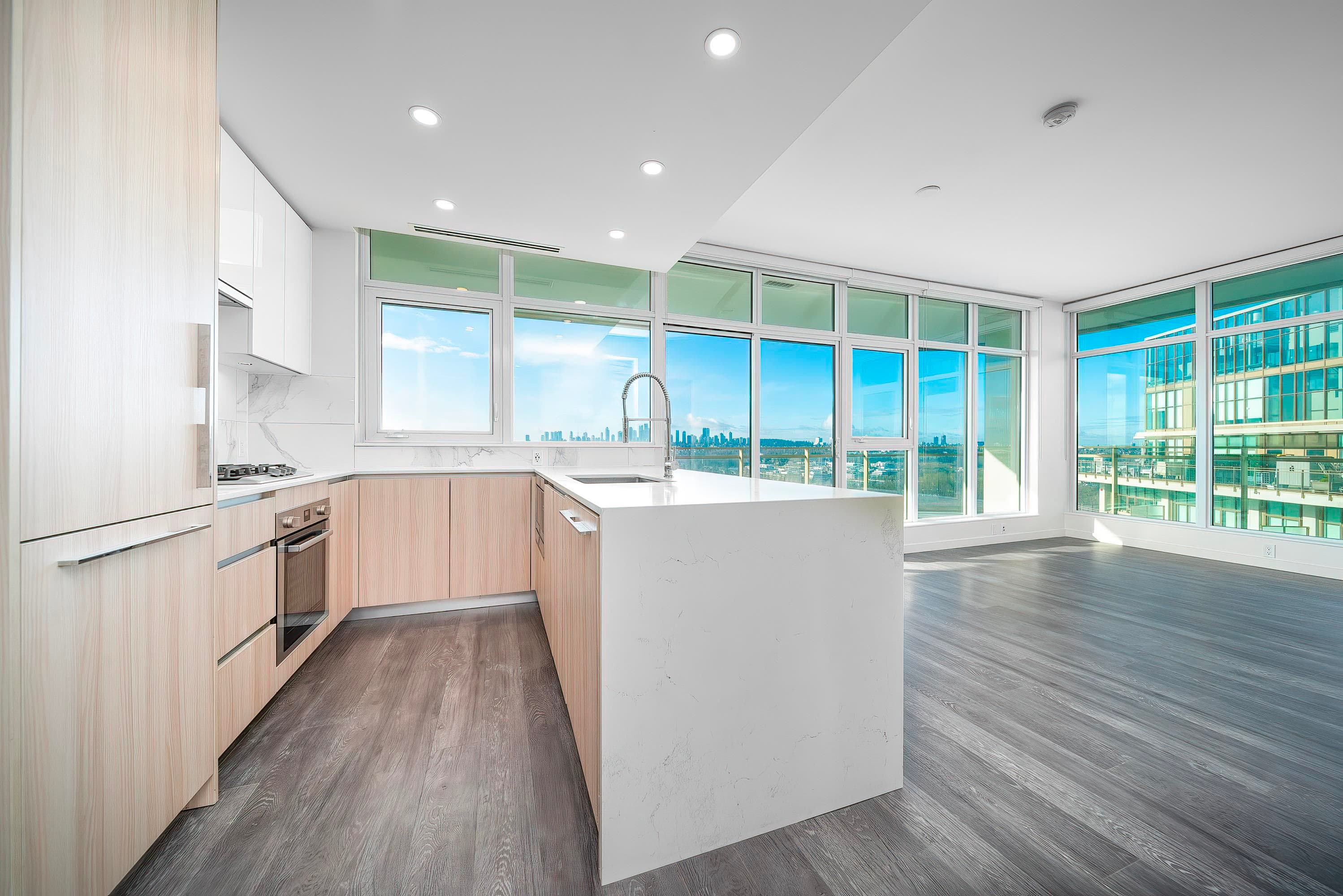 2706 - 5333 Goring Street, Burnaby, V5B 0B6 — photo 5