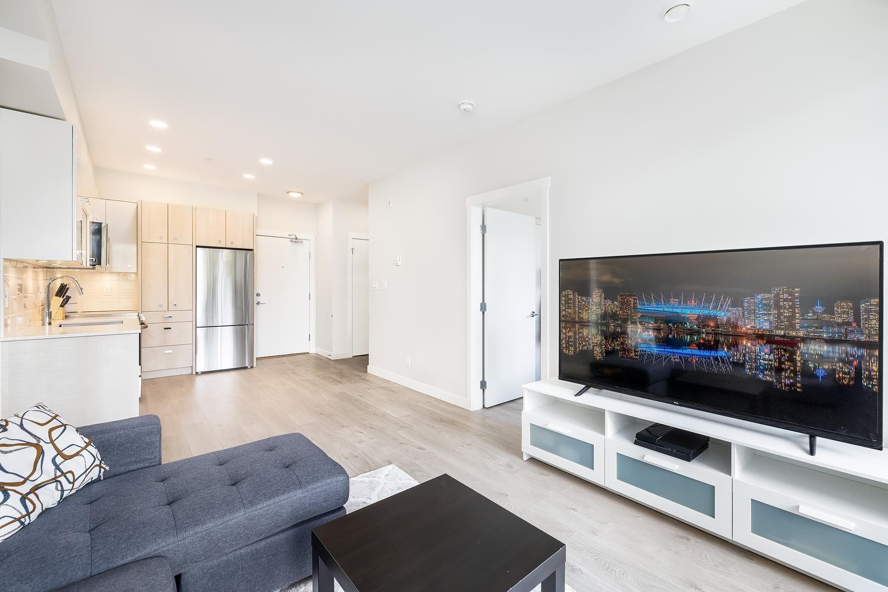 114 - 10838 Whalley Boulevard, Surrey, V3R 0G8 — photo 4
