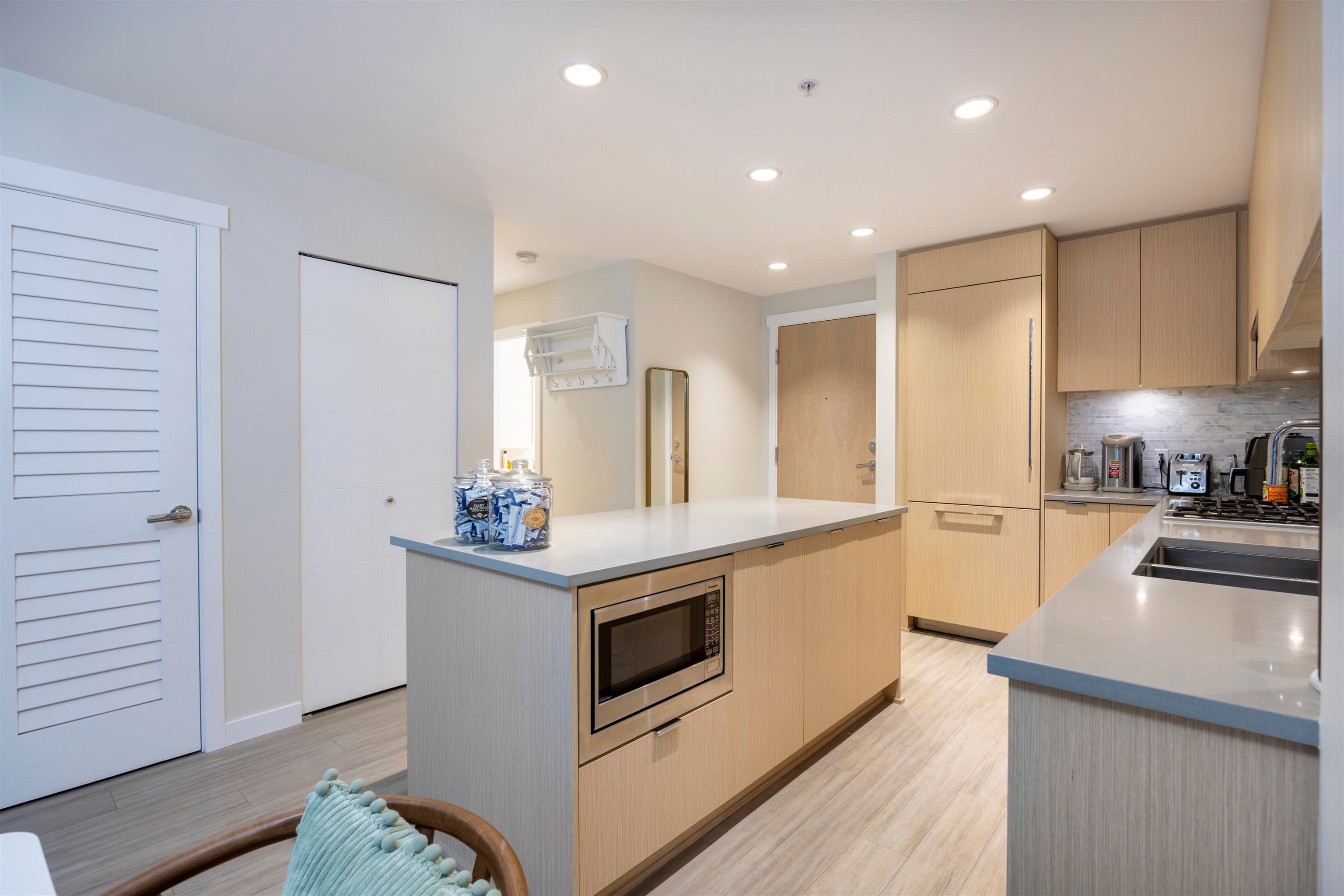 422 - 9213 Odlin Road, Richmond, V6X 0V5 — photo 3