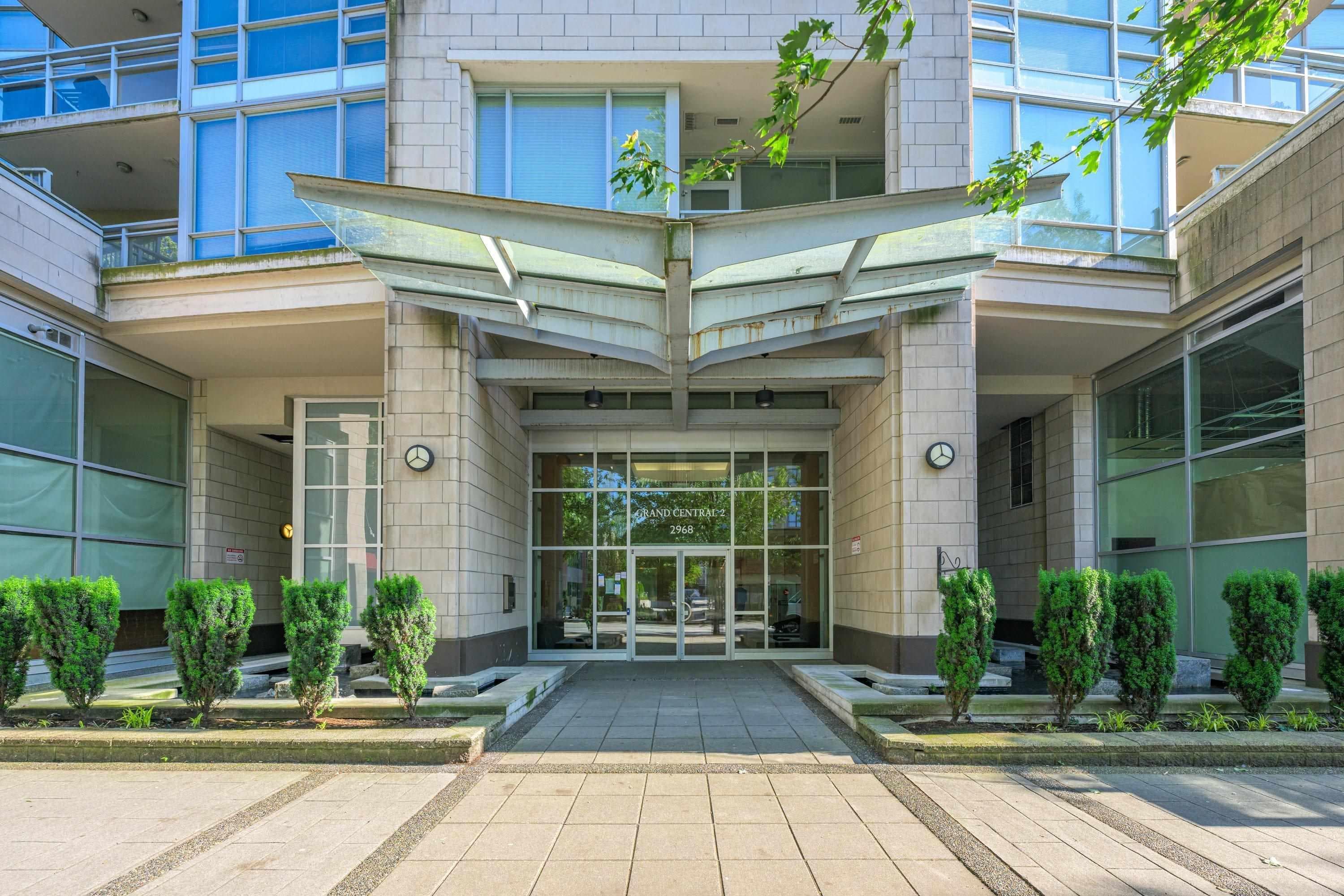 503 - 2968 Glen Drive, Coquitlam, V3B 0C4 — photo 4