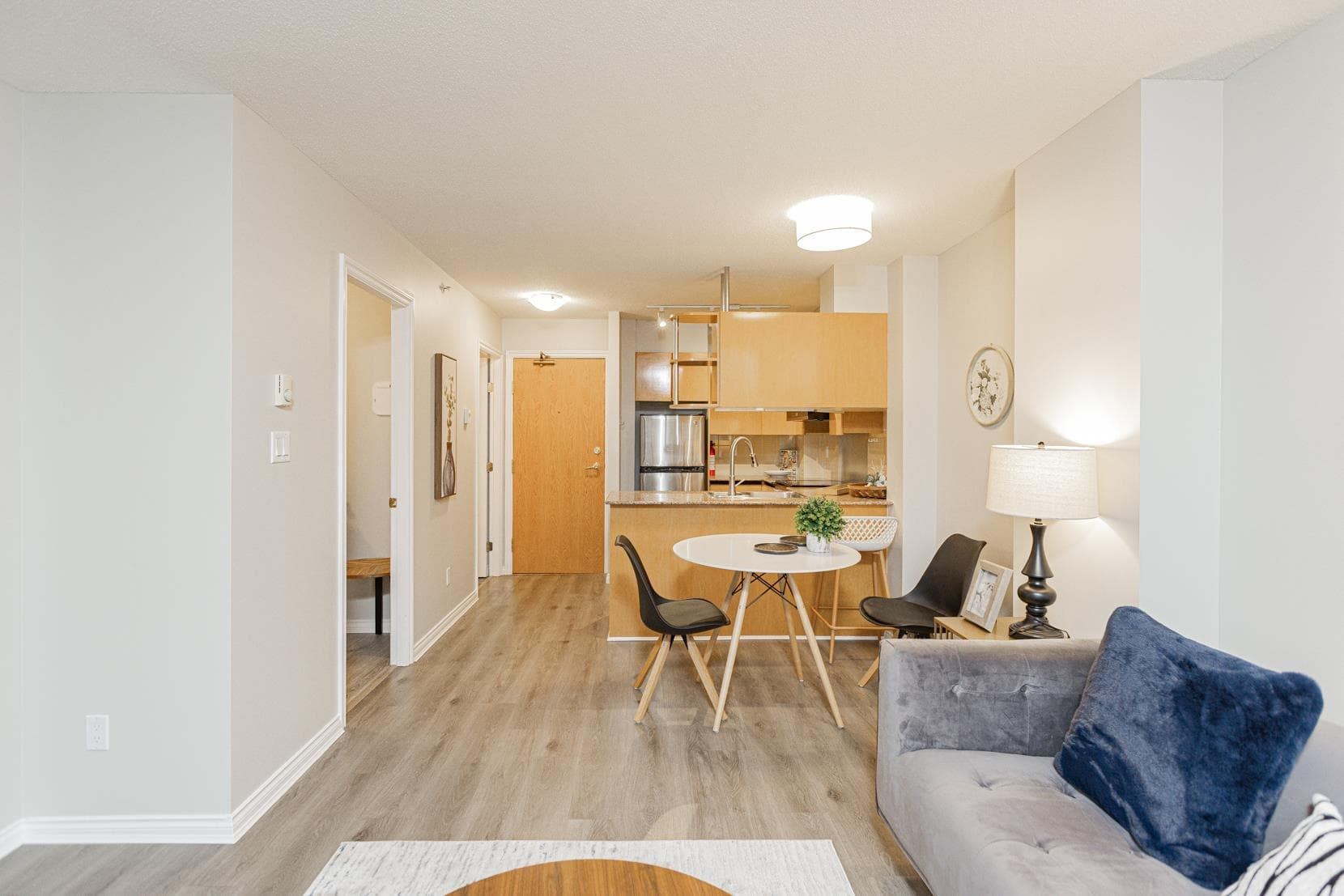 1703 - 1189 Howe Street, Vancouver, V6Z 2X4 — photo 2
