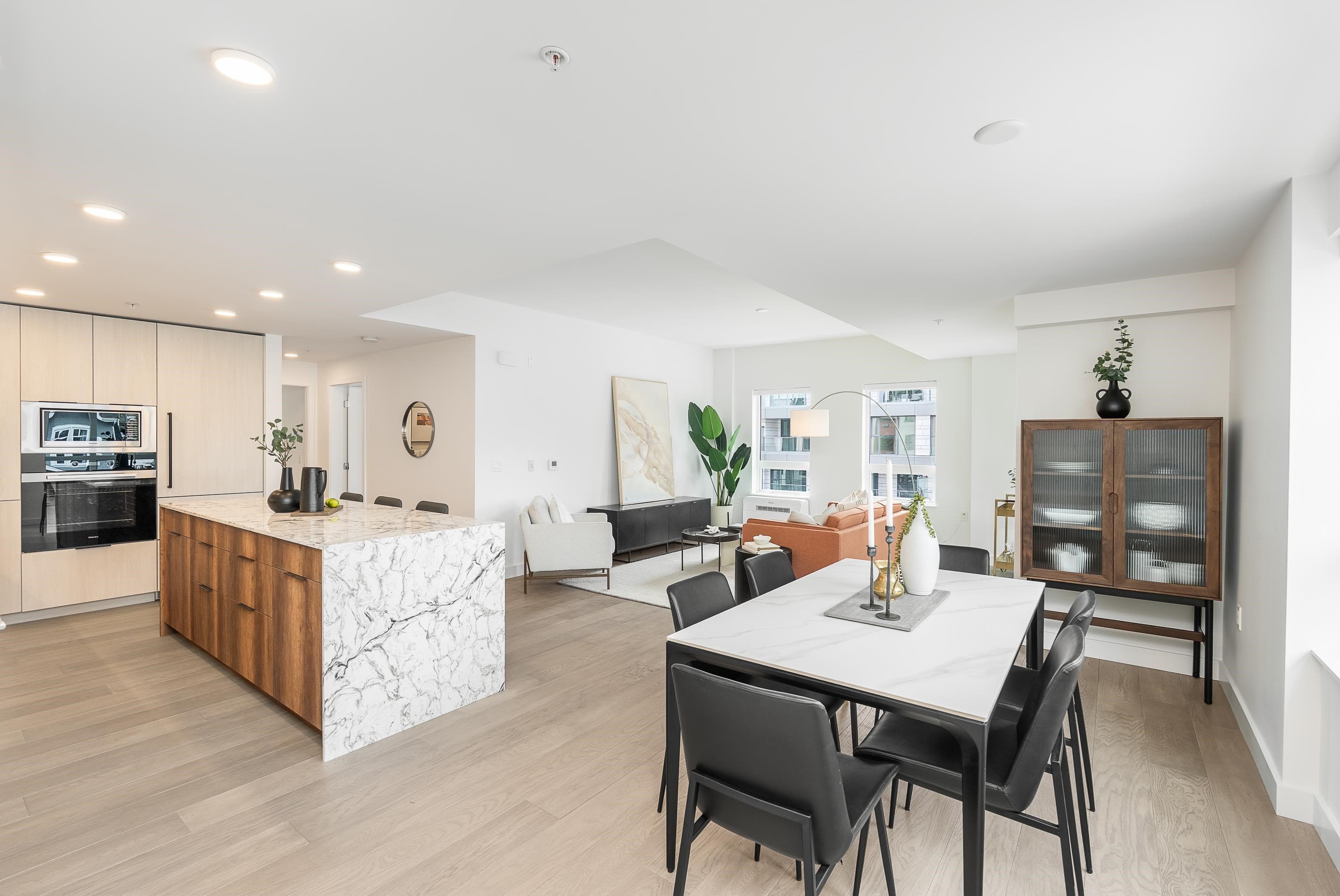 301 - 3590 W 39 Avenue, Vancouver, V6B 3A4 — photo 3
