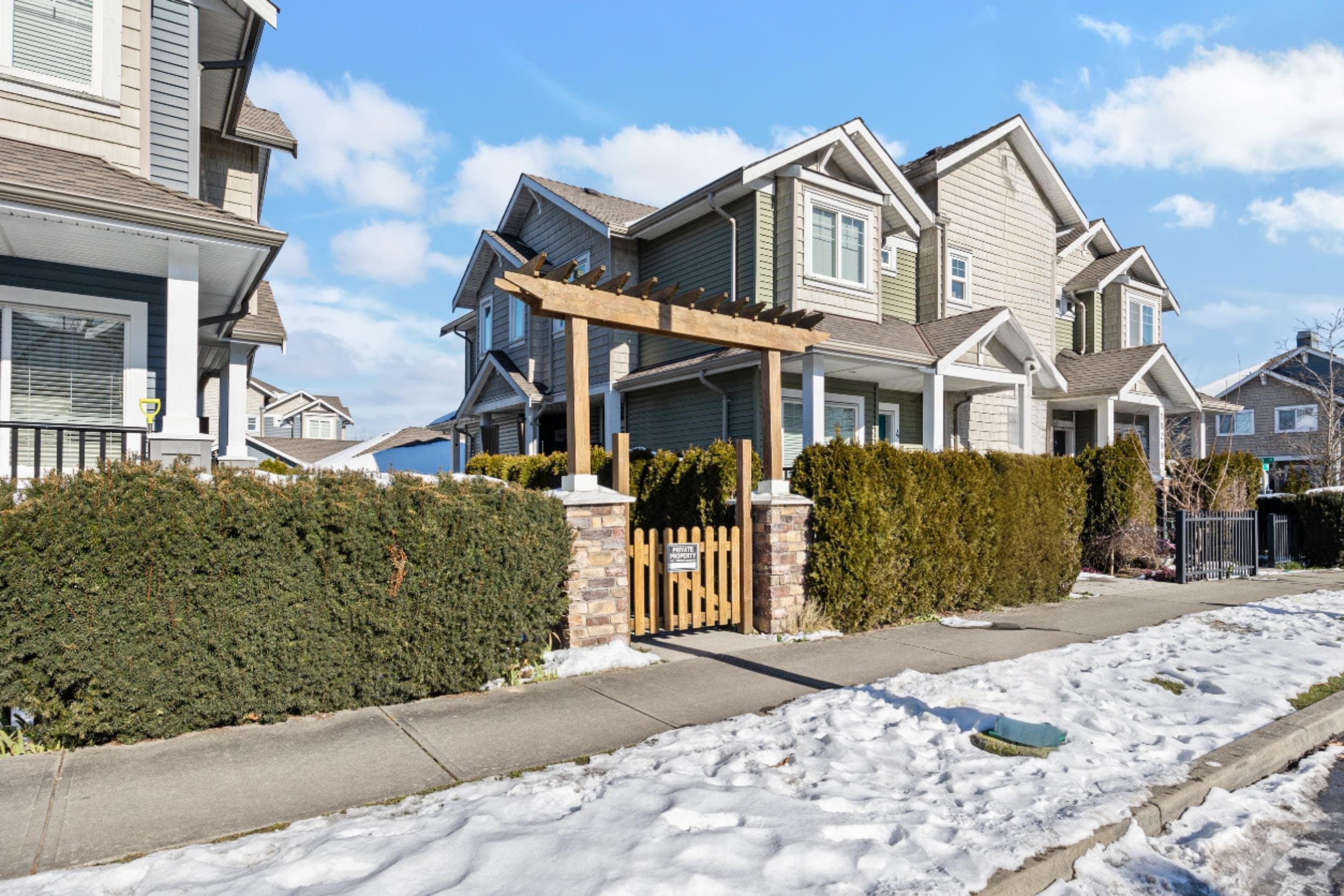 1 - 19299 72 Avenue, Surrey