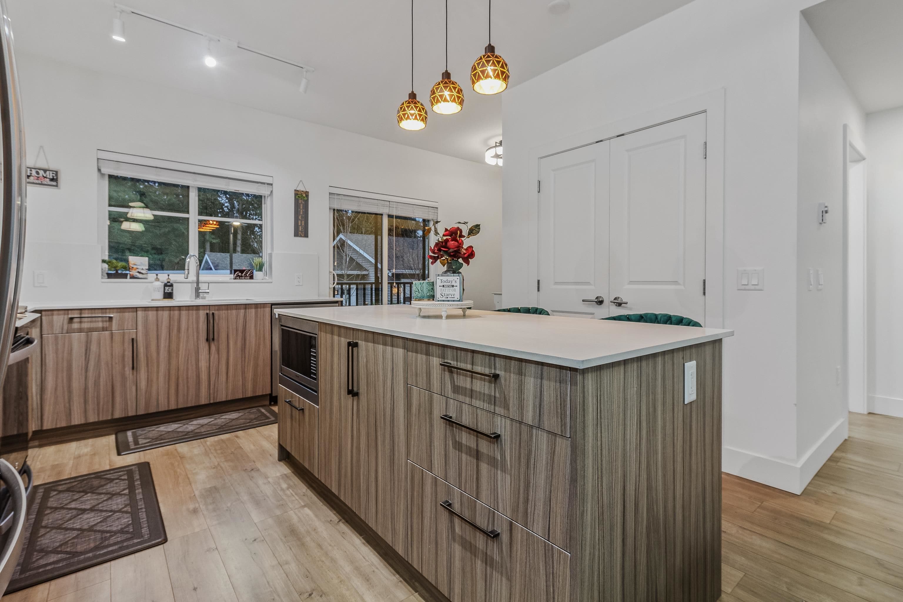 102 - 2267 Mckenzie Road, Abbotsford, V2S 0M9 — photo 4