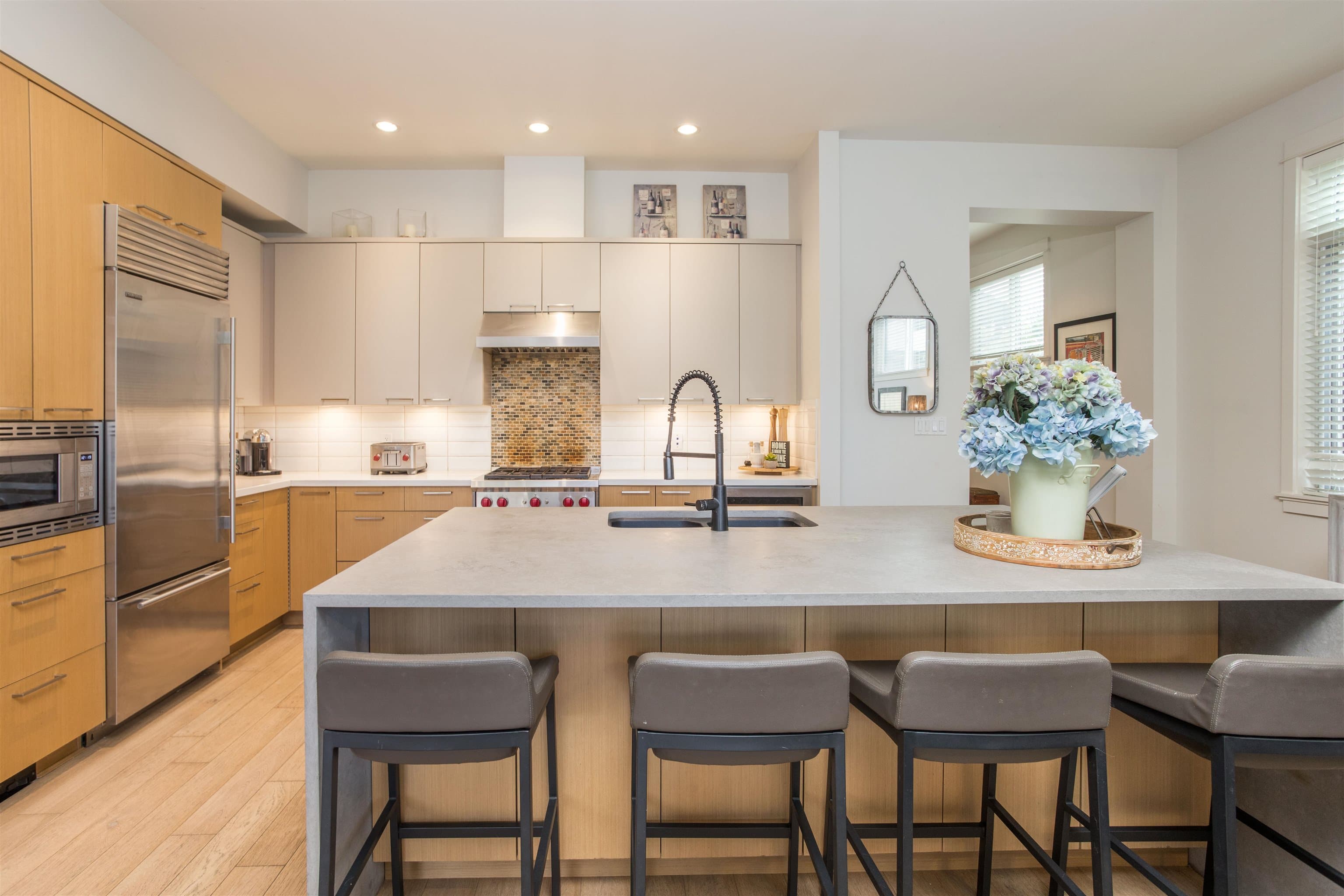 5009 Cedar Springs Drive, Tsawwassen, V4M 0A7 — photo 1