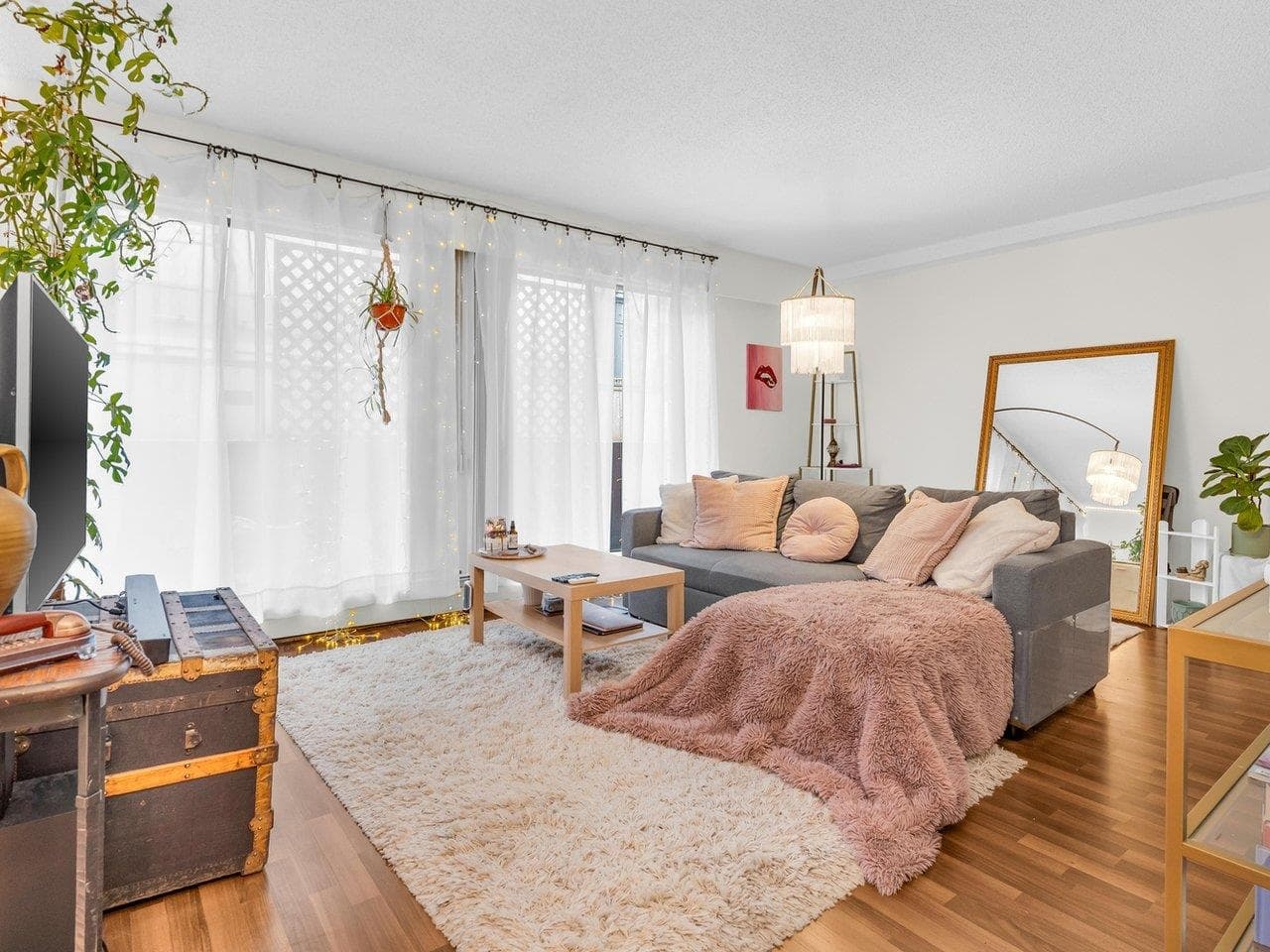 103 - 2190 W 8th Avenue, Vancouver, V6K 2A4 — photo 1