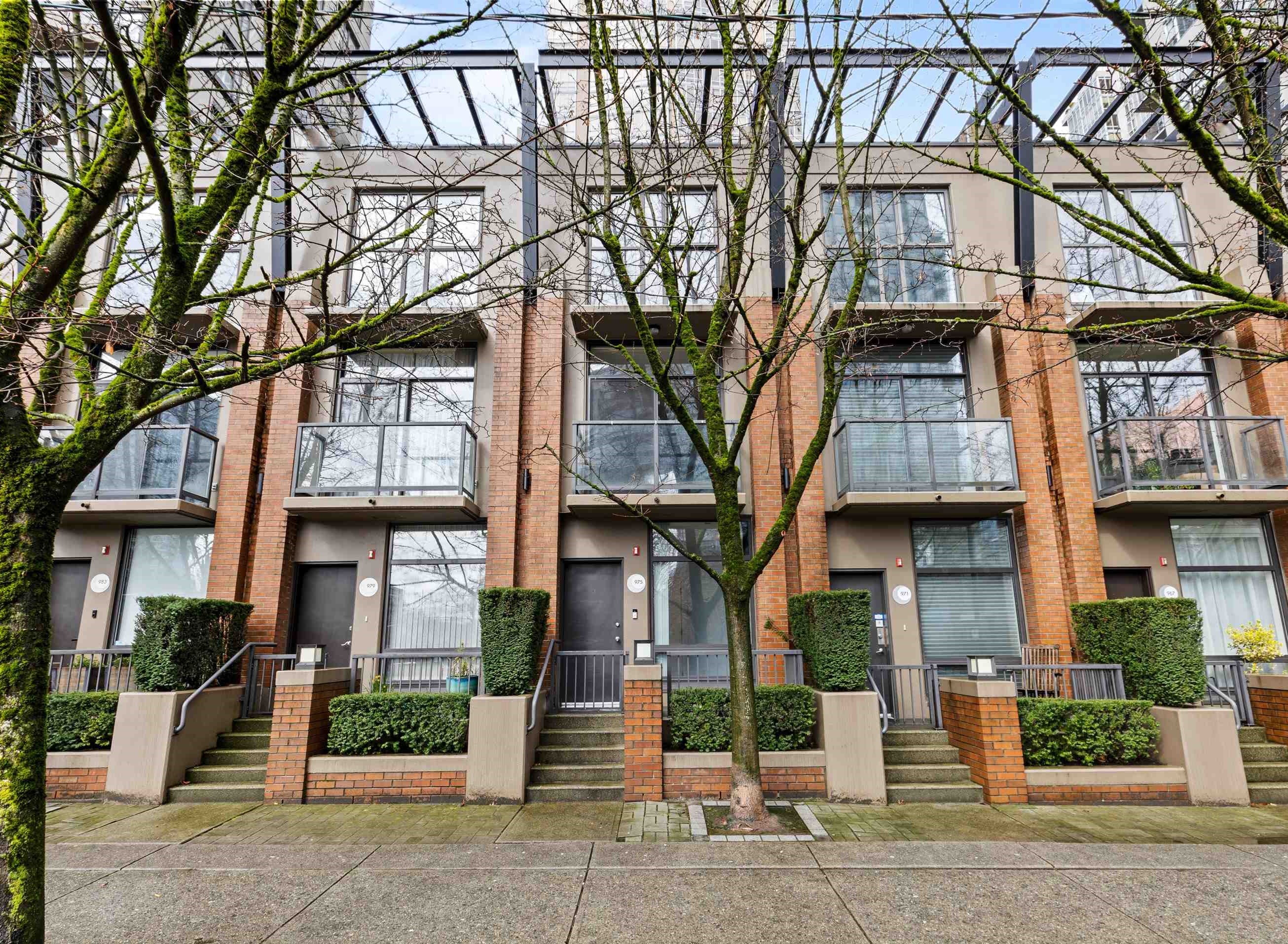 975 Beatty Street, Vancouver