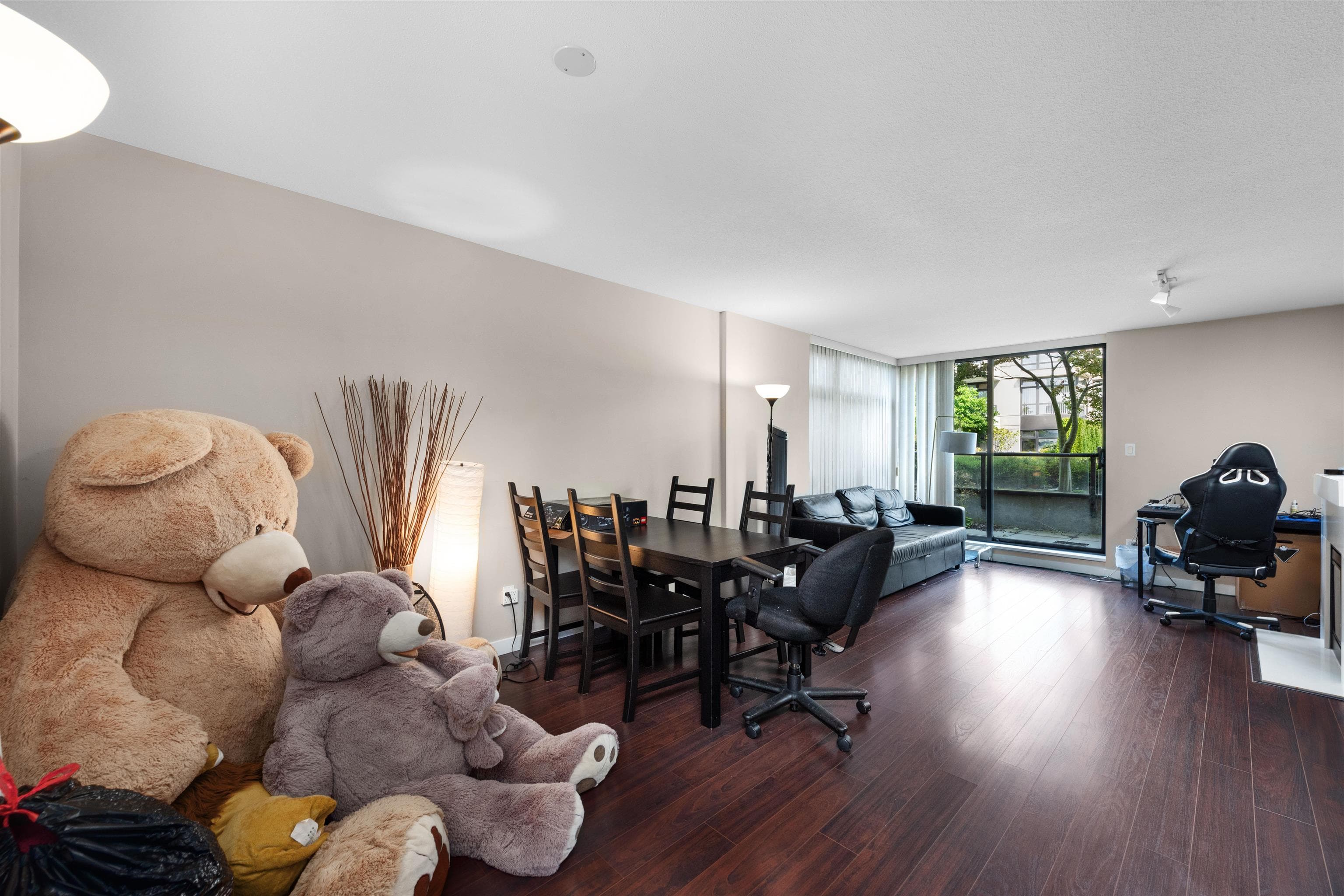 304 - 8120 Lansdowne Road, Richmond, V6X 0A1 — photo 2