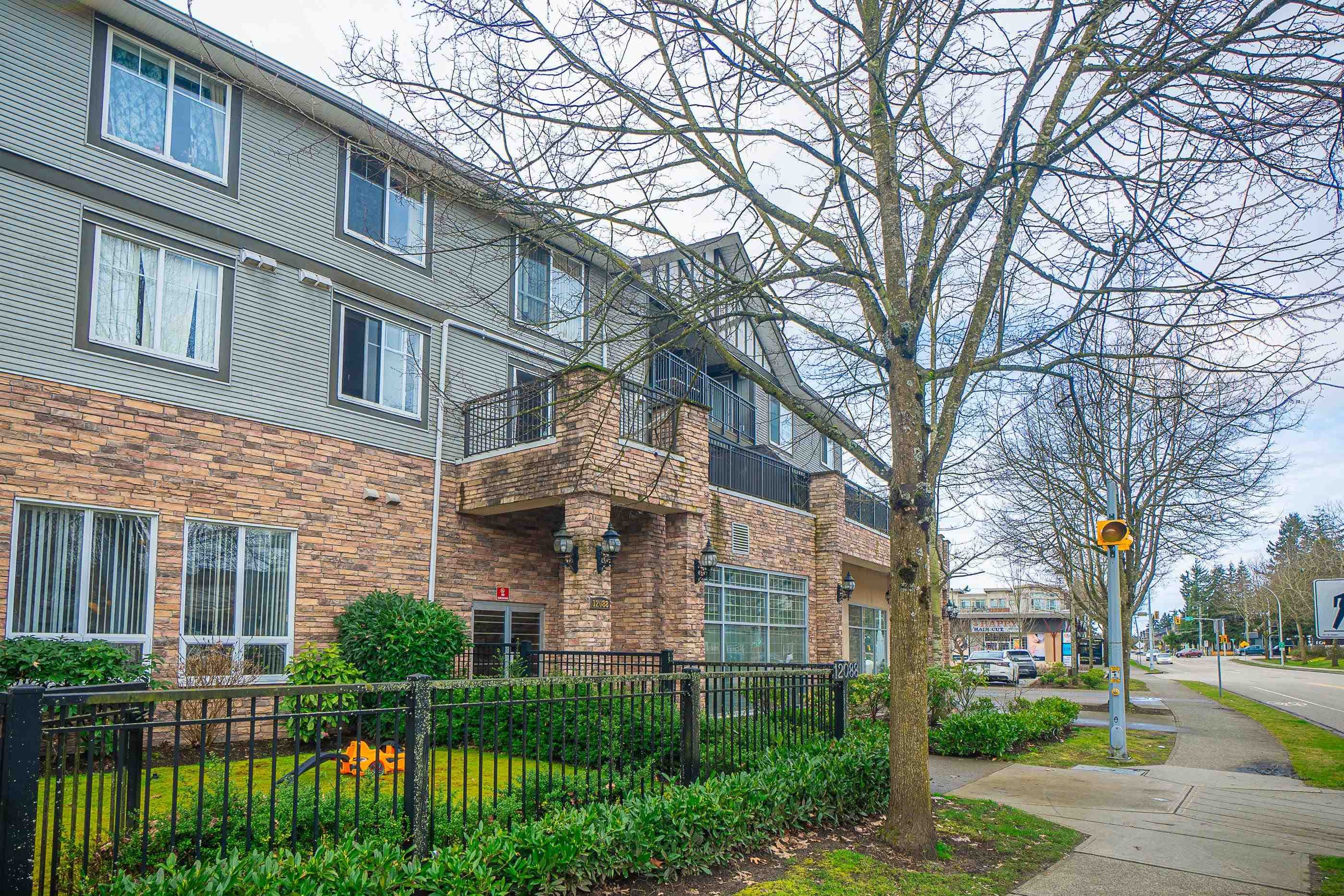 312 - 12088 75a Avenue, Surrey, V3W 1Y4 — photo 3