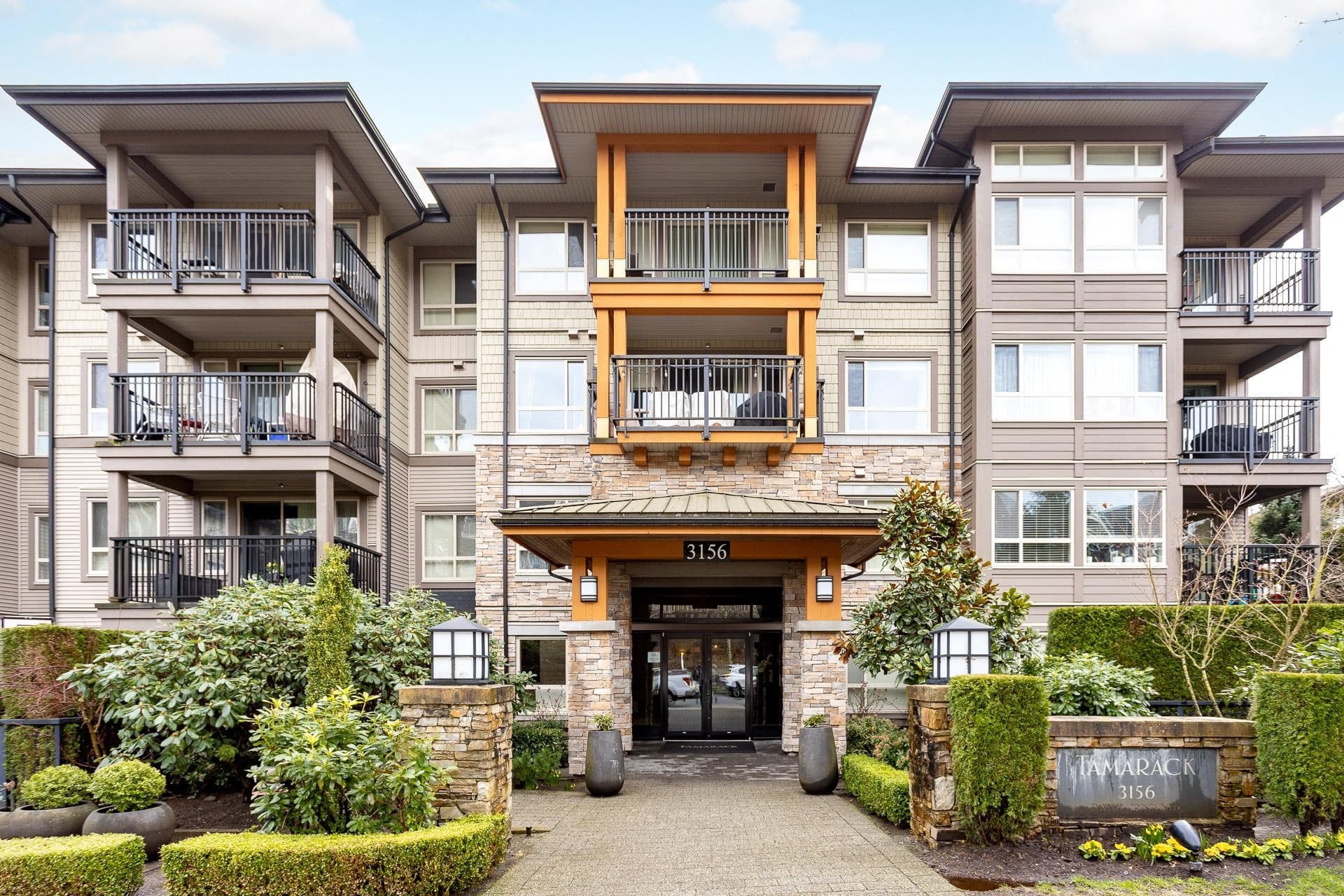 204 - 3156 Dayanee Springs Boulevard, Coquitlam, V3E 0B7 — photo 1